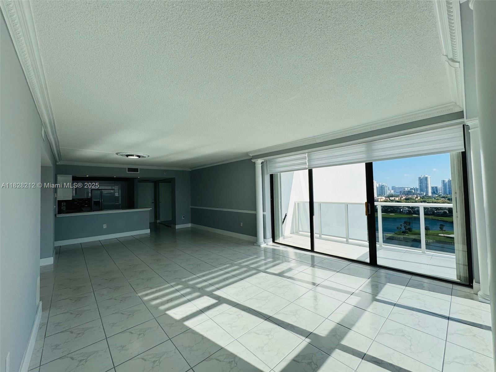 3625 N Country Club Dr #2009, Aventura, Florida image 9