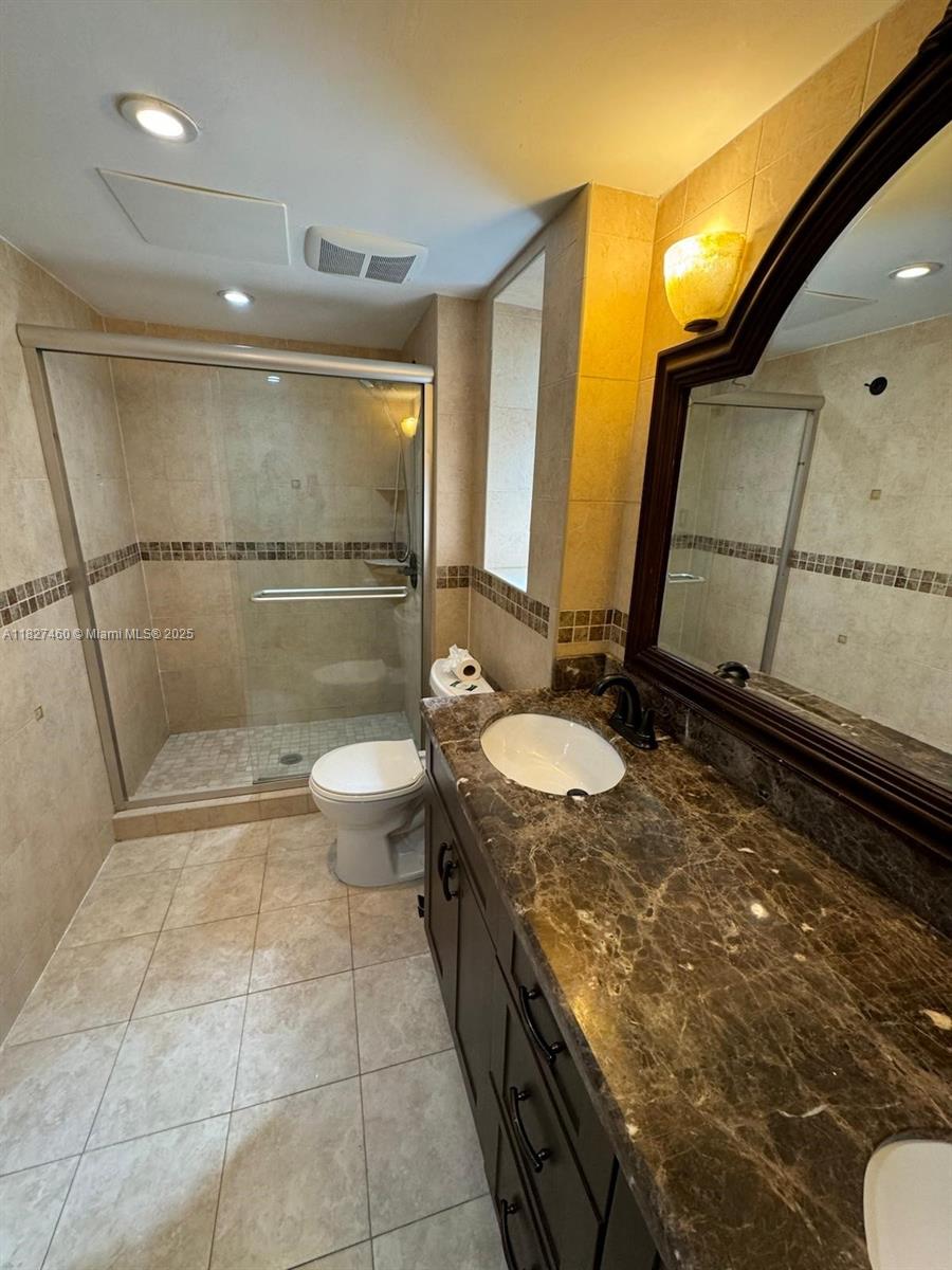 20401 NE 30th Ave #124-8, Aventura, Florida image 19