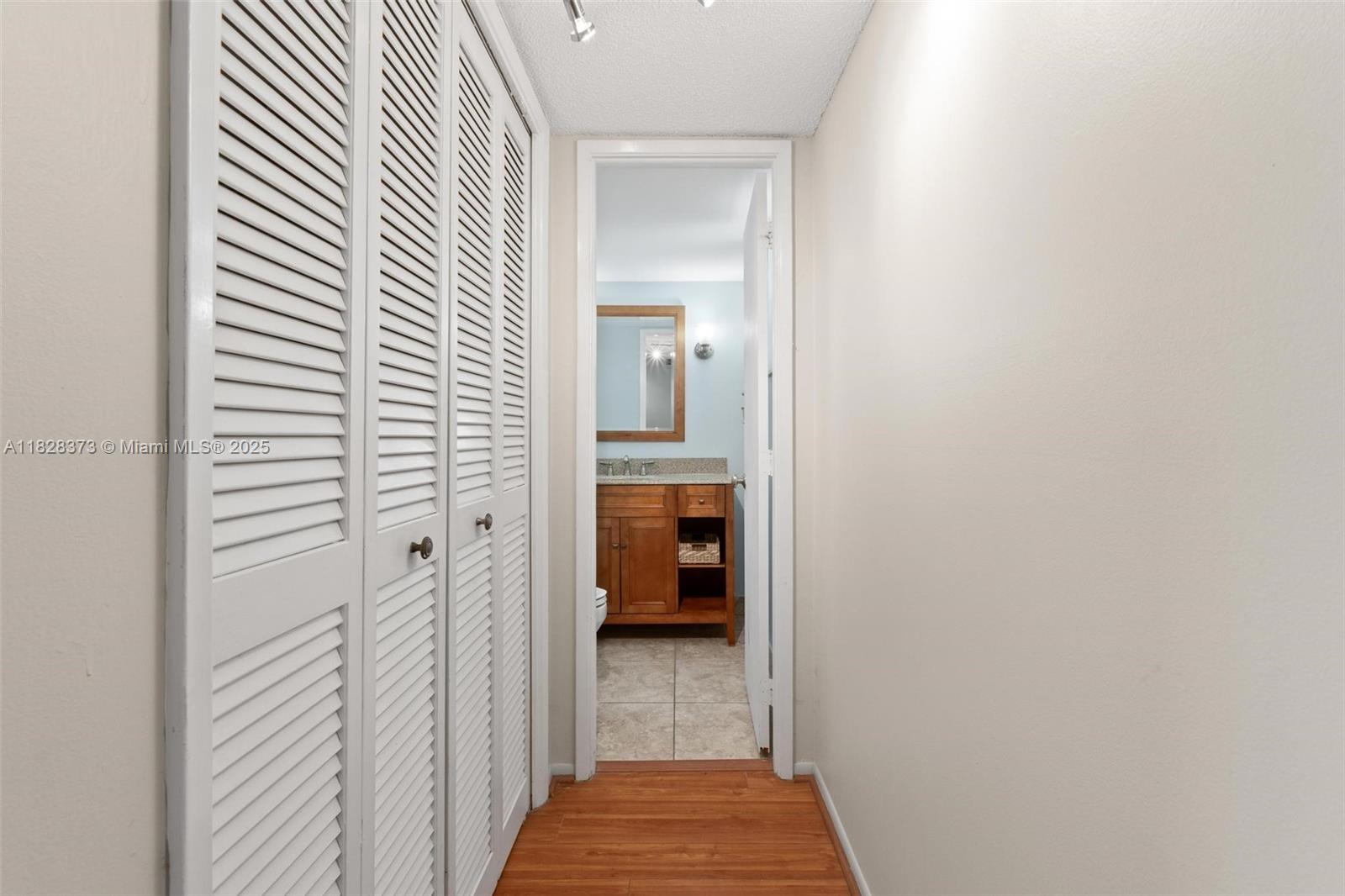 2851 S Palm Aire Dr #205, Pompano Beach, Florida image 18