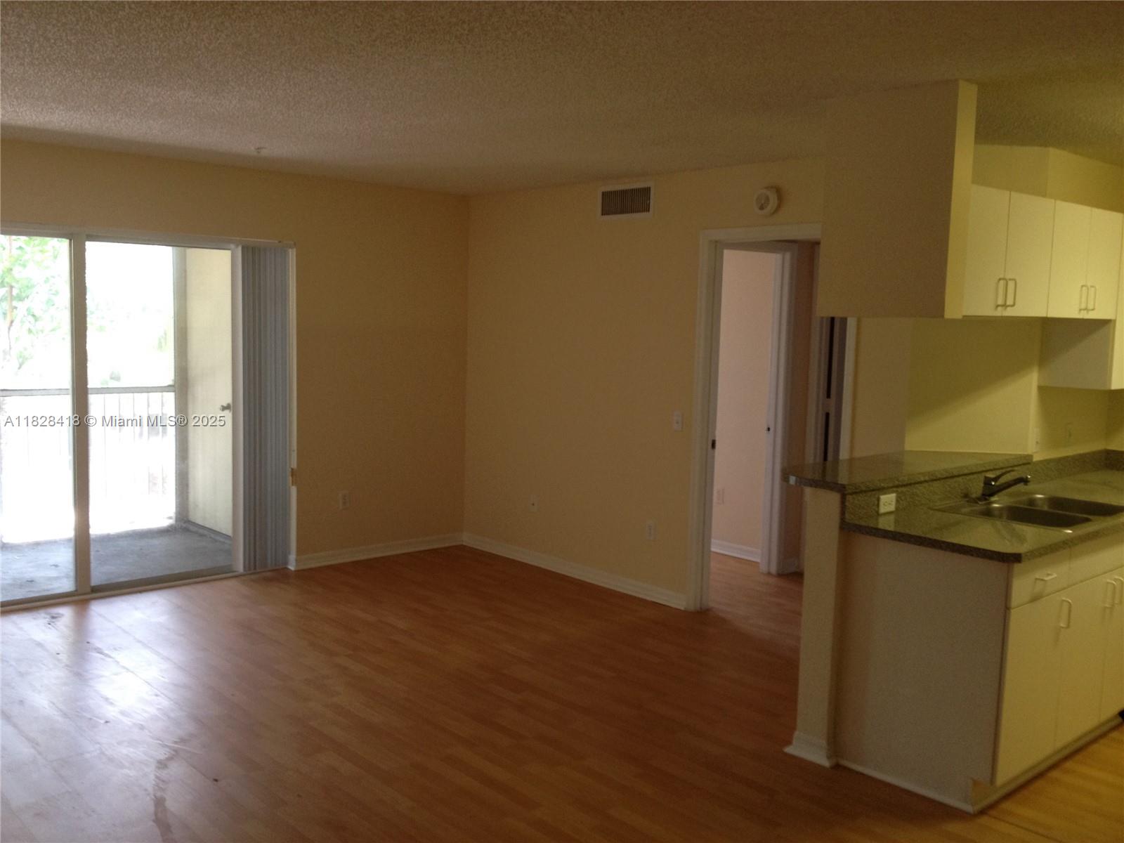 470 S Park Rd #7-308, Hollywood, Florida image 6