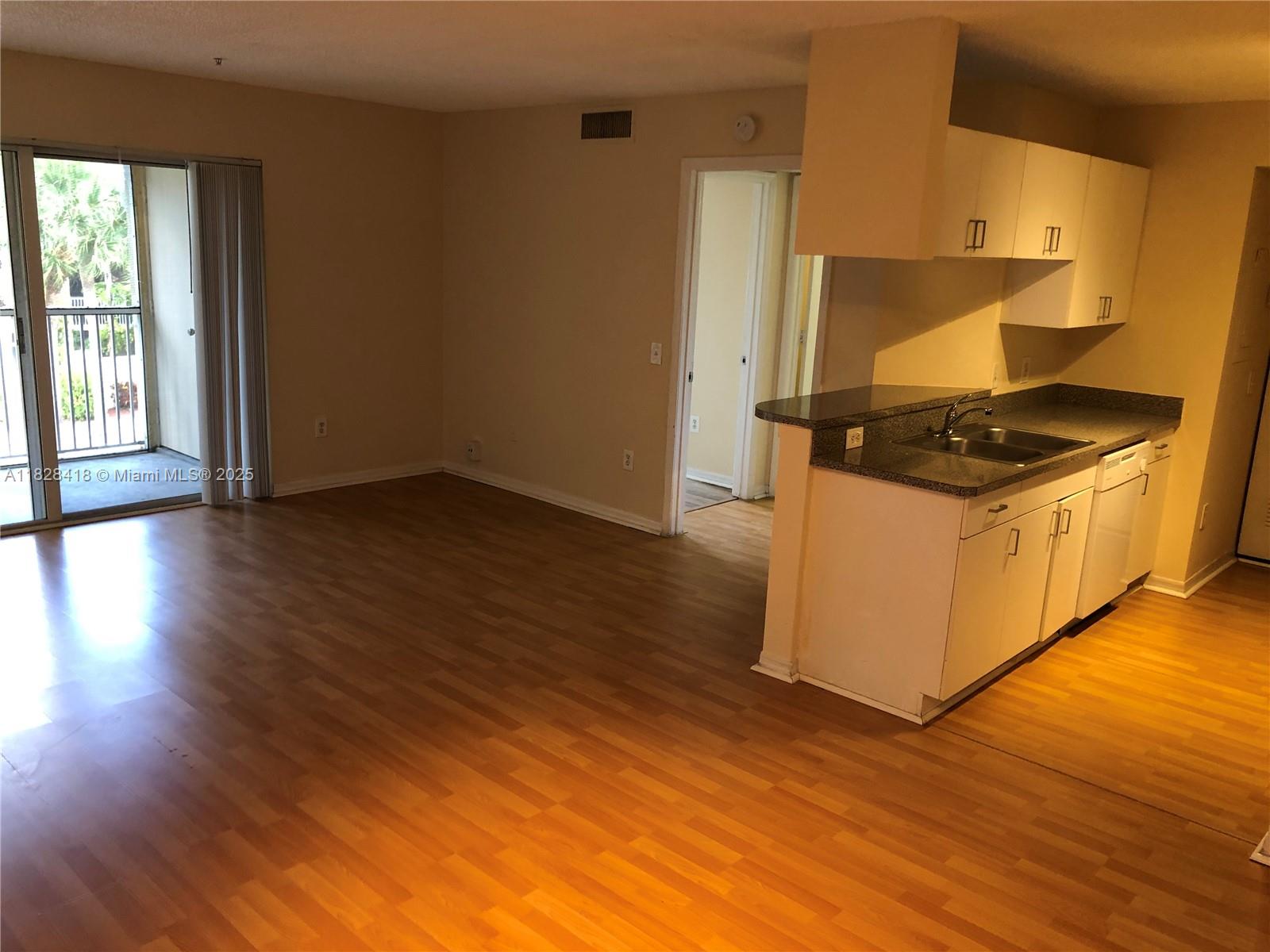 470 S Park Rd #7-308, Hollywood, Florida image 9