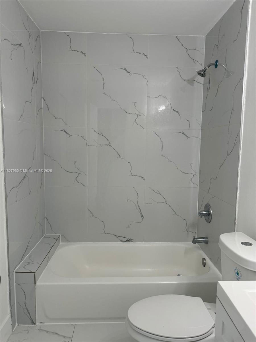 1842 Madison St, Hollywood, Florida image 28