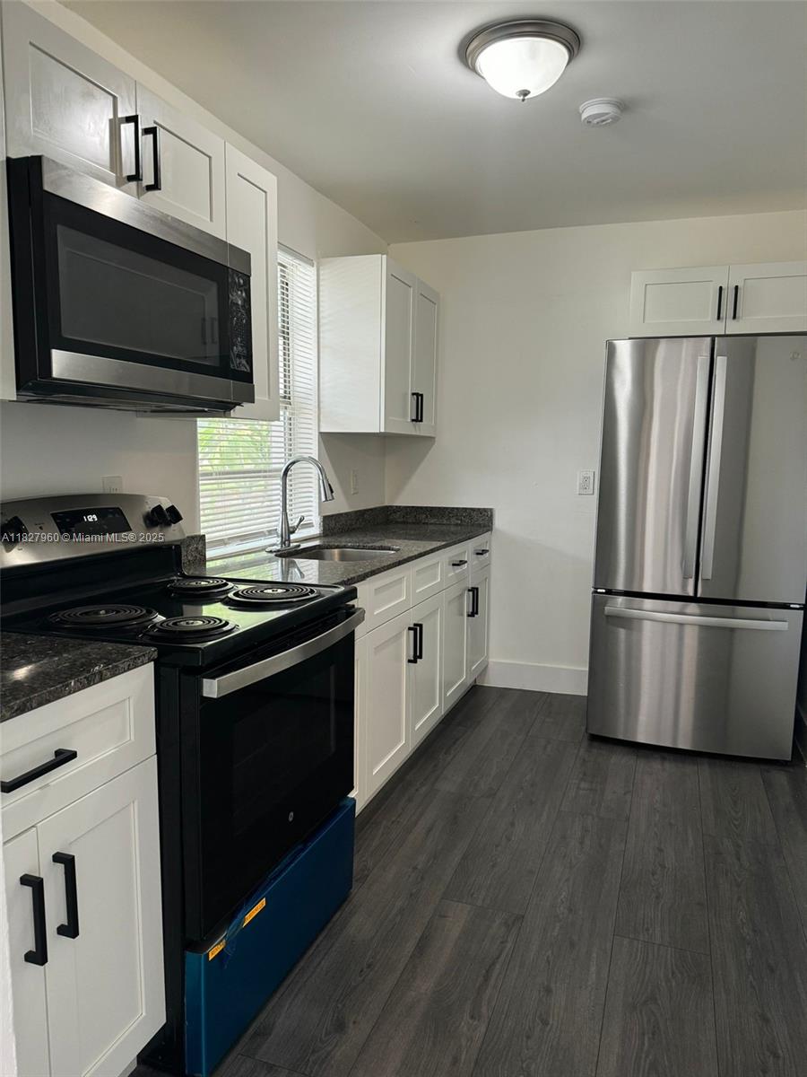 1842 Madison St, Hollywood, Florida image 43