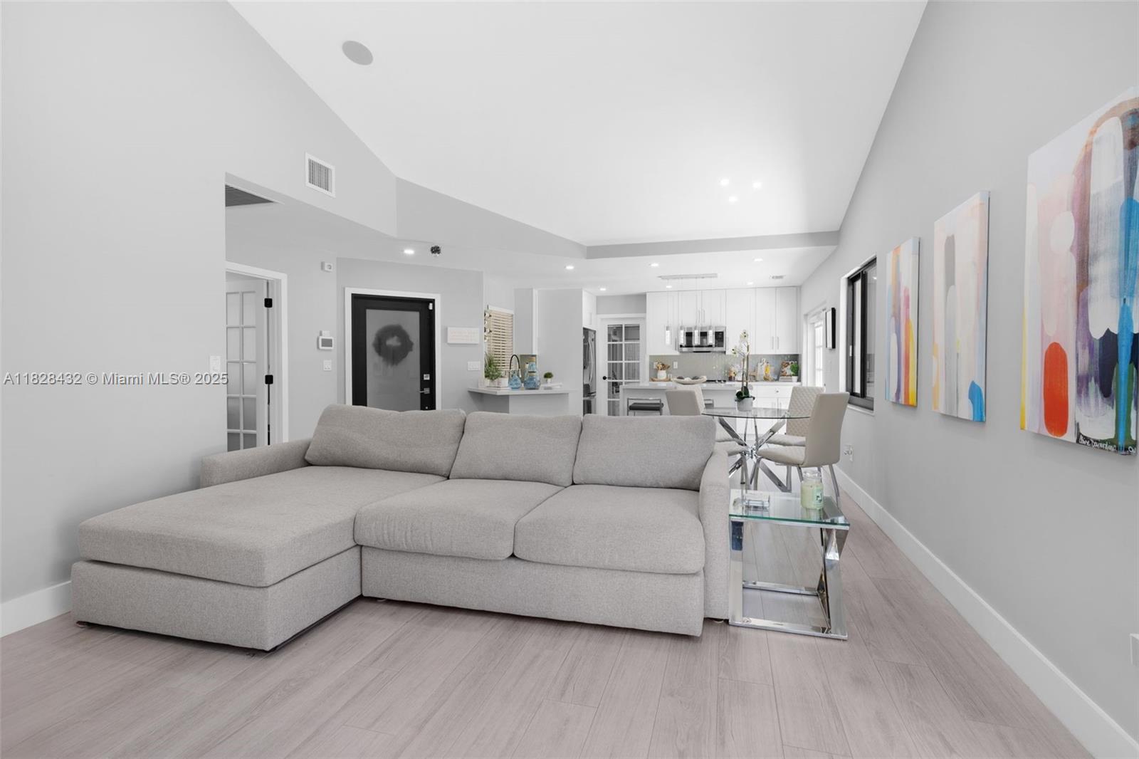 220 SW 113th Ter, Pembroke Pines, Florida image 24