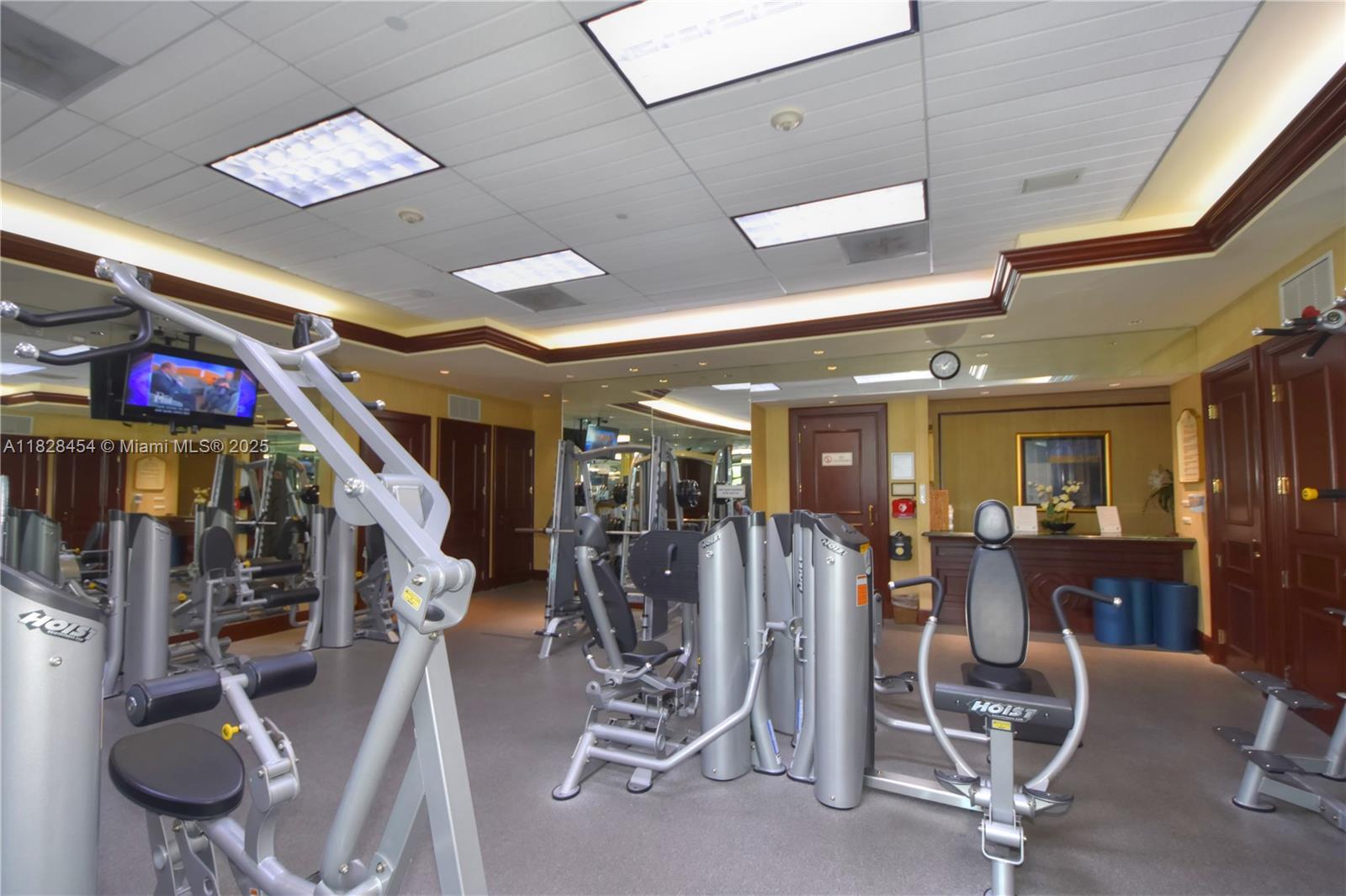 20201 E Country Club Dr #901, Aventura, Florida image 37