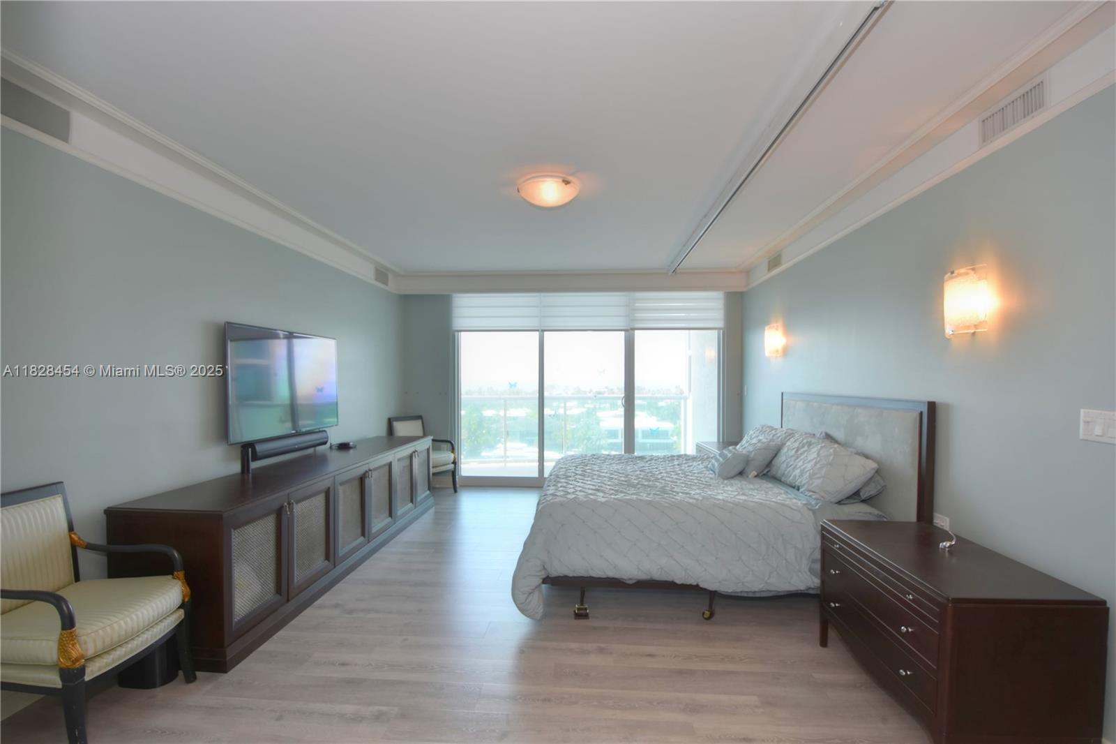 20201 E Country Club Dr #901, Aventura, Florida image 5