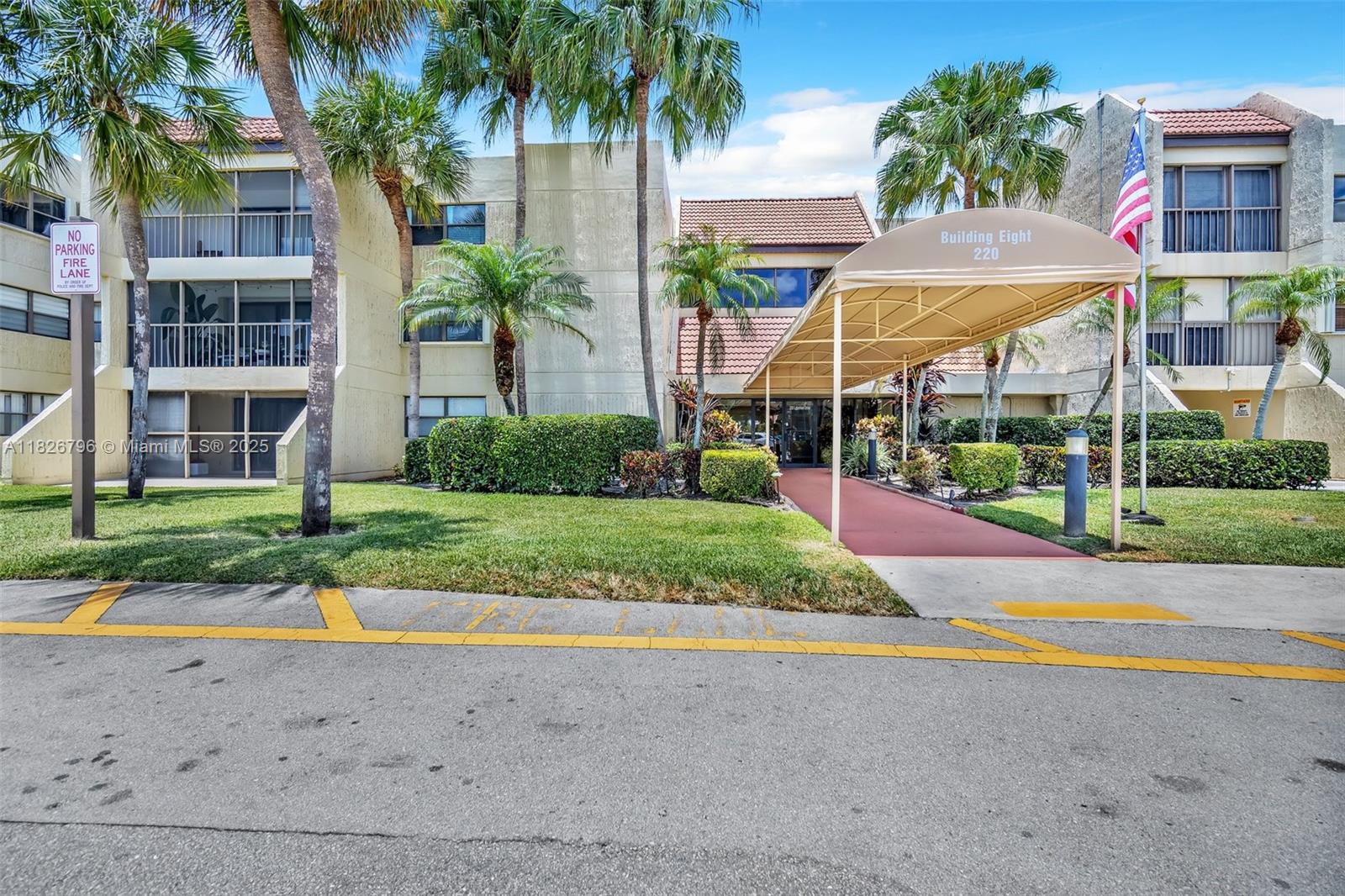 220 Lakeview Dr #308, Weston, Florida image 23