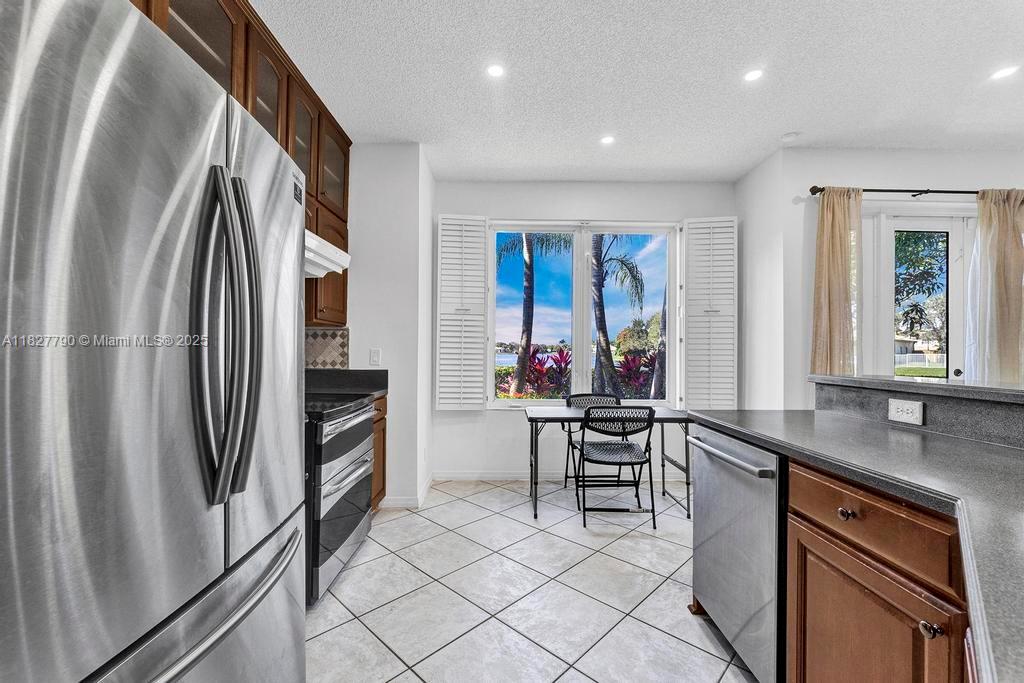 Property photo # 7