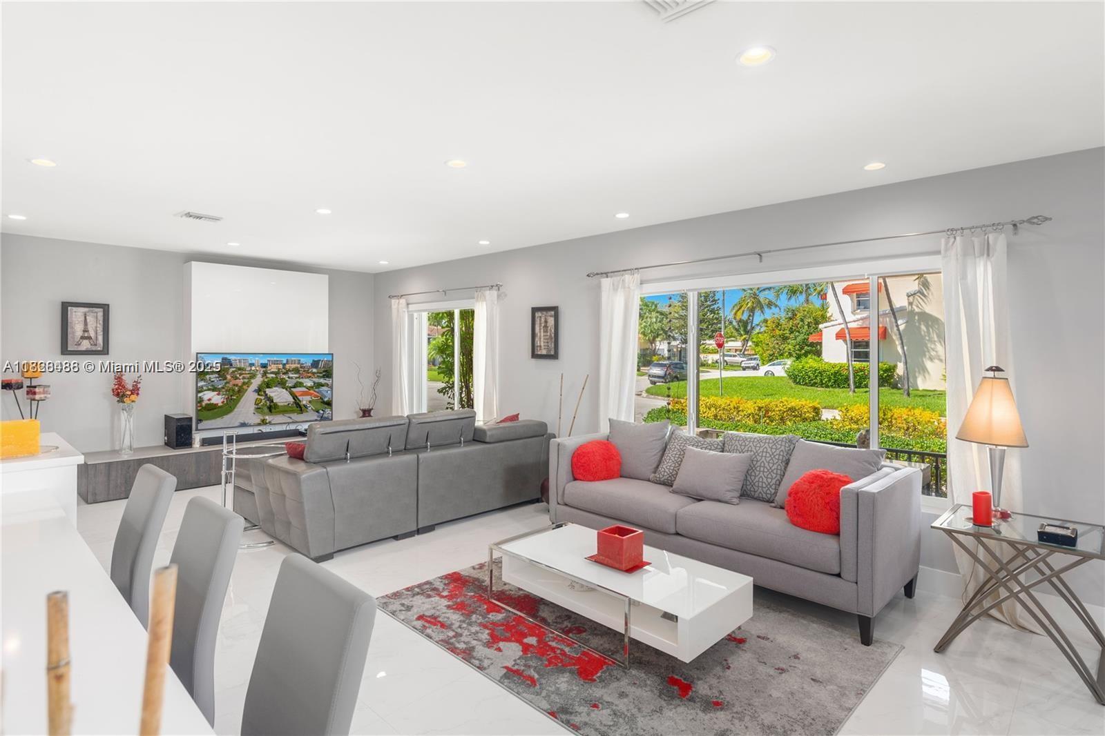 424 89th St, Surfside, Florida image 5