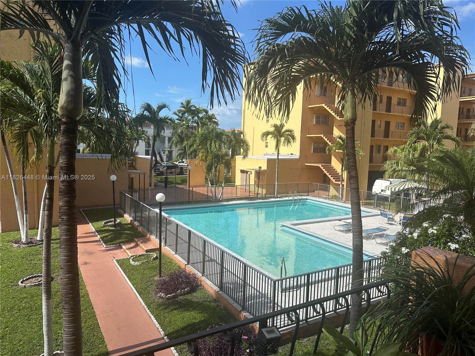 1900 W 54th St #113, Hialeah, Florida image 1