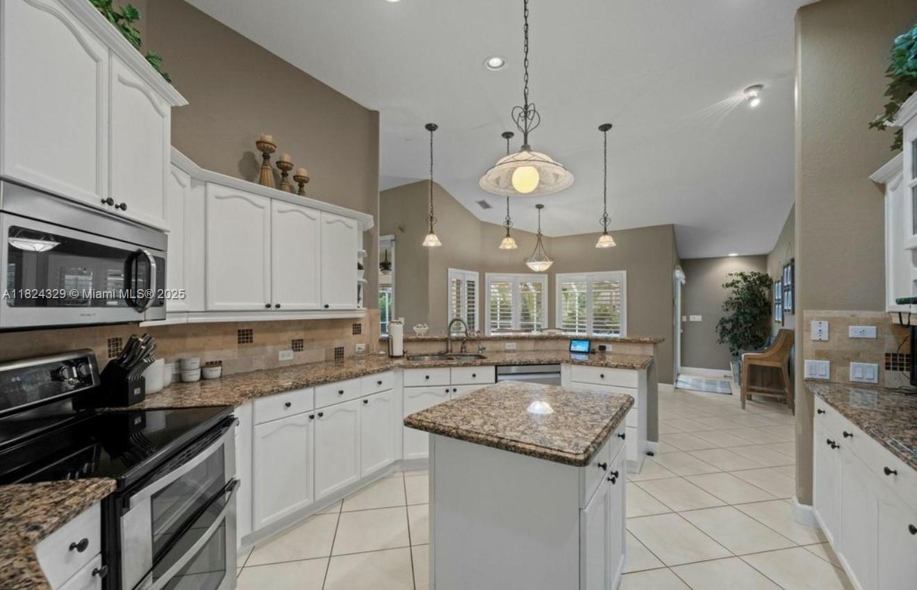 16368 Valencia Blvd, Loxahatchee, Florida image 26