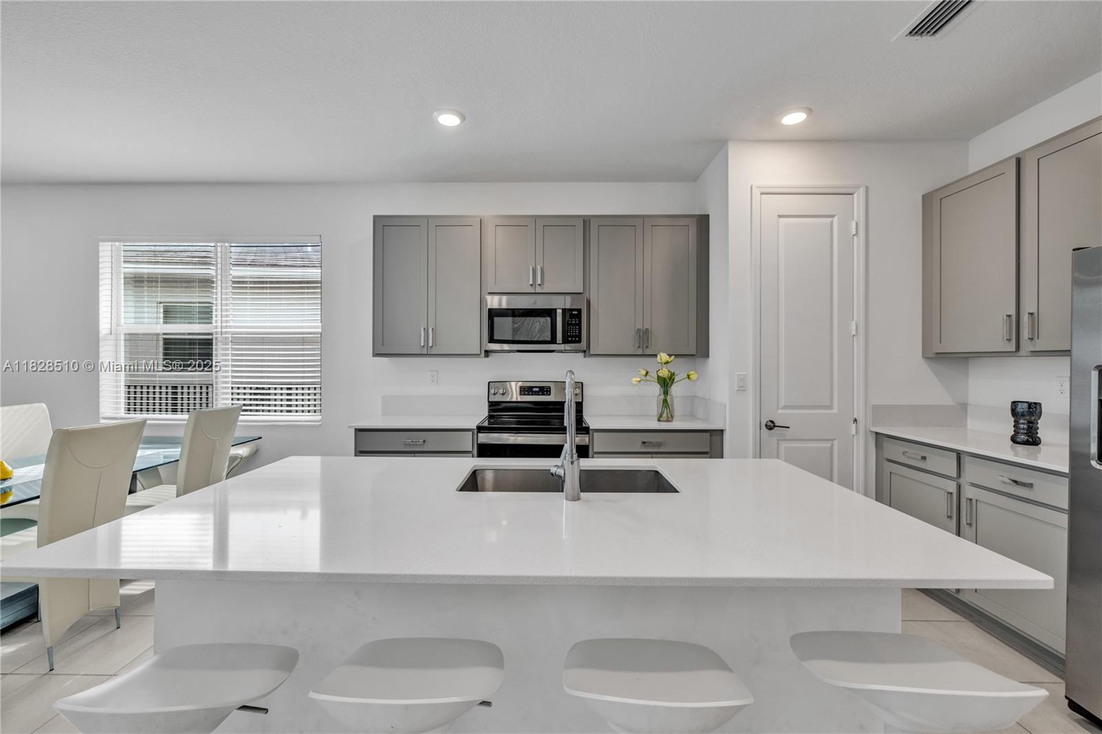 4242 Rosa Dr, Deerfield Beach, Florida image 19