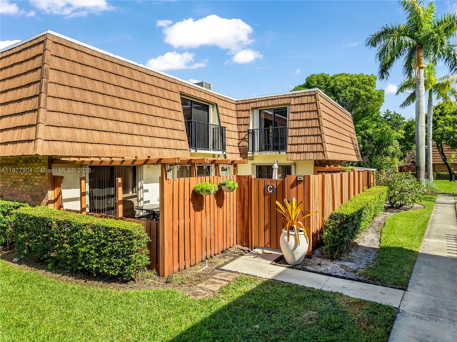 9109 C SW 20th St, Davie, Florida image 1