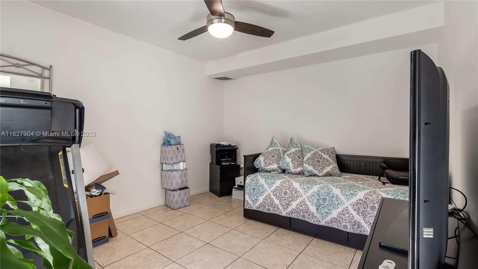 9109 C SW 20th St, Davie, Florida image 18