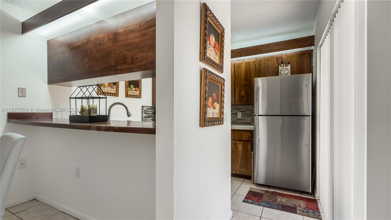 9109 C SW 20th St, Davie, Florida image 9