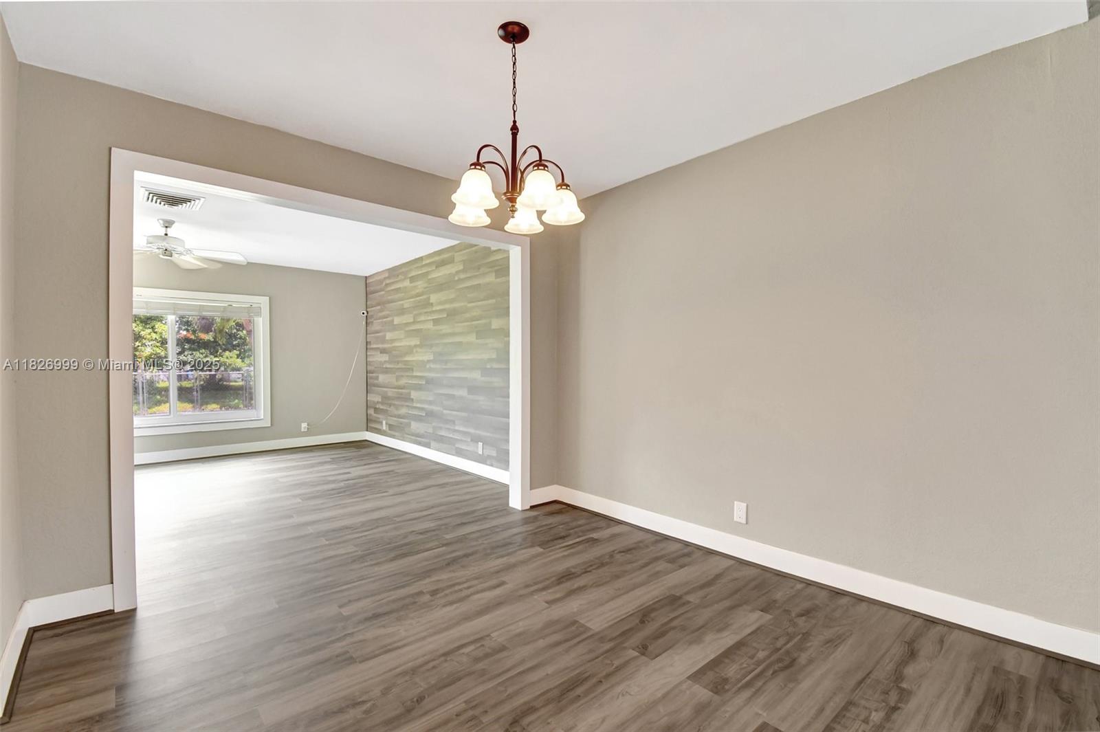 11120 NW 26th Pl, Sunrise, Florida image 9