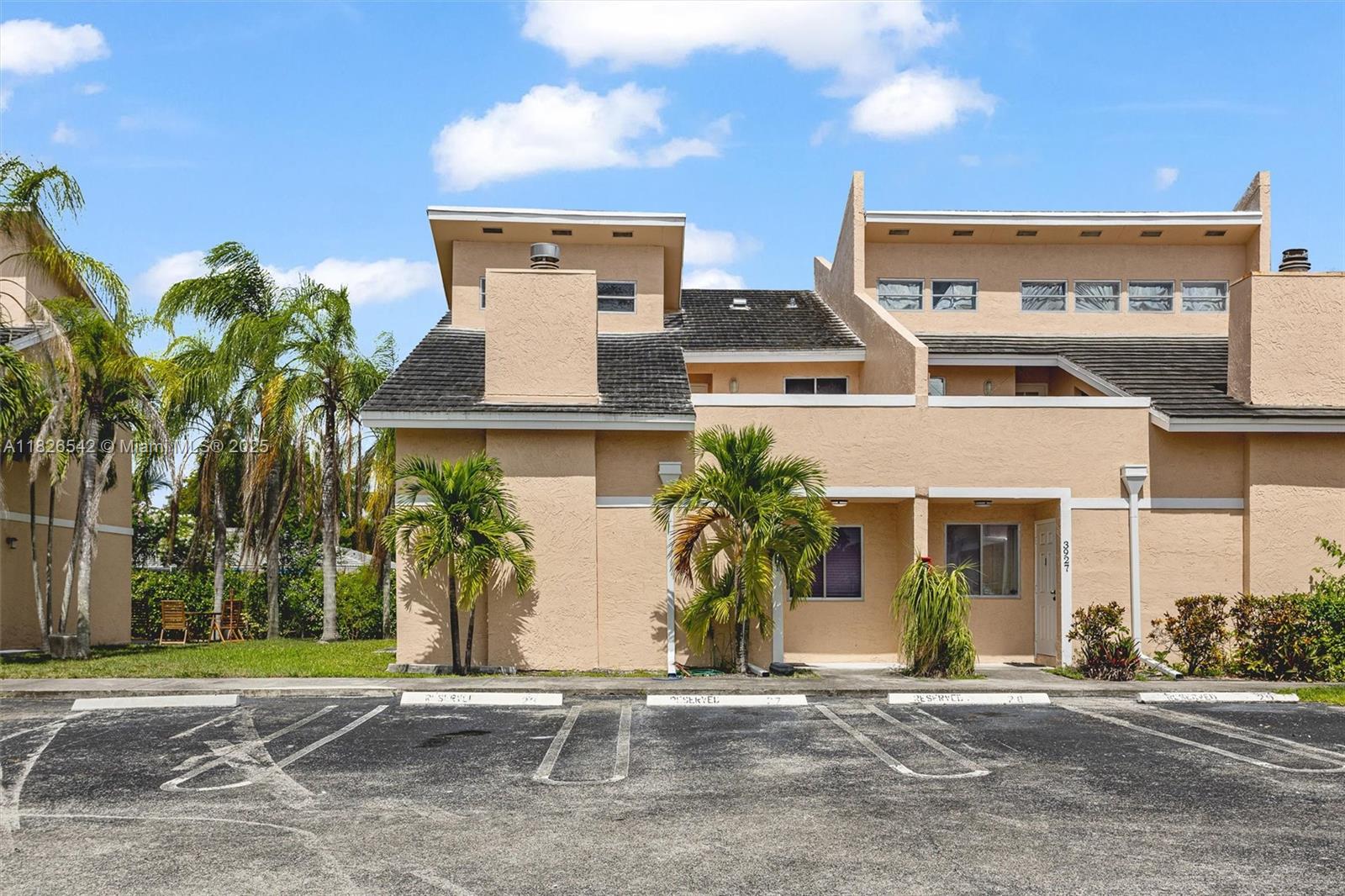 3931 Coral Springs Dr #26, Coral Springs, Florida image 1