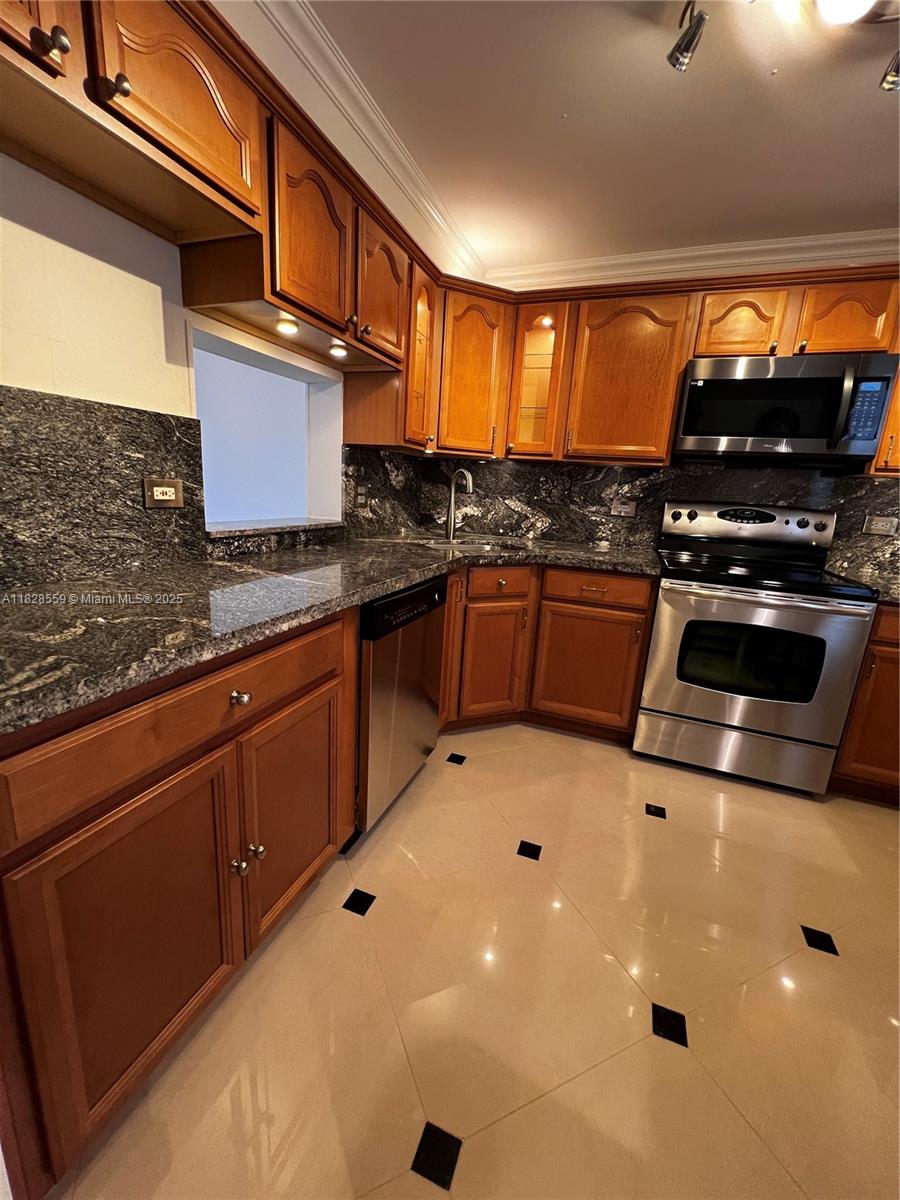 Property photo # 7