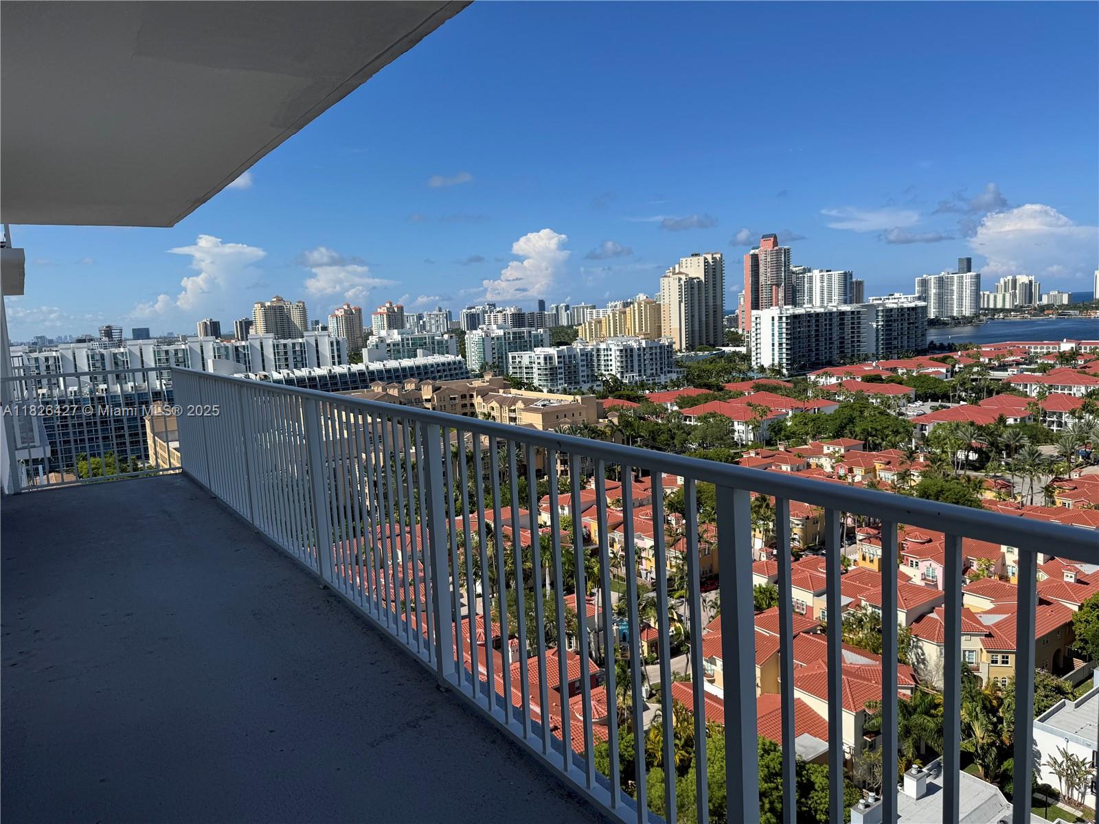 2851 NE 183rd St #1903E, Aventura, Florida image 32