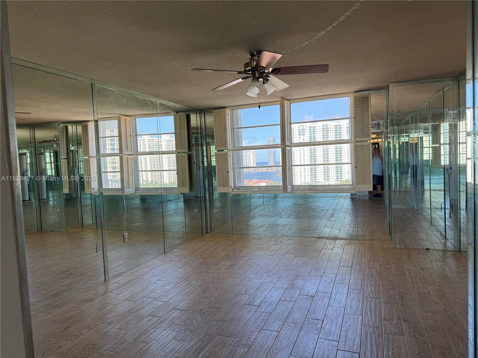 2851 NE 183rd St #1903E, Aventura, Florida image 7