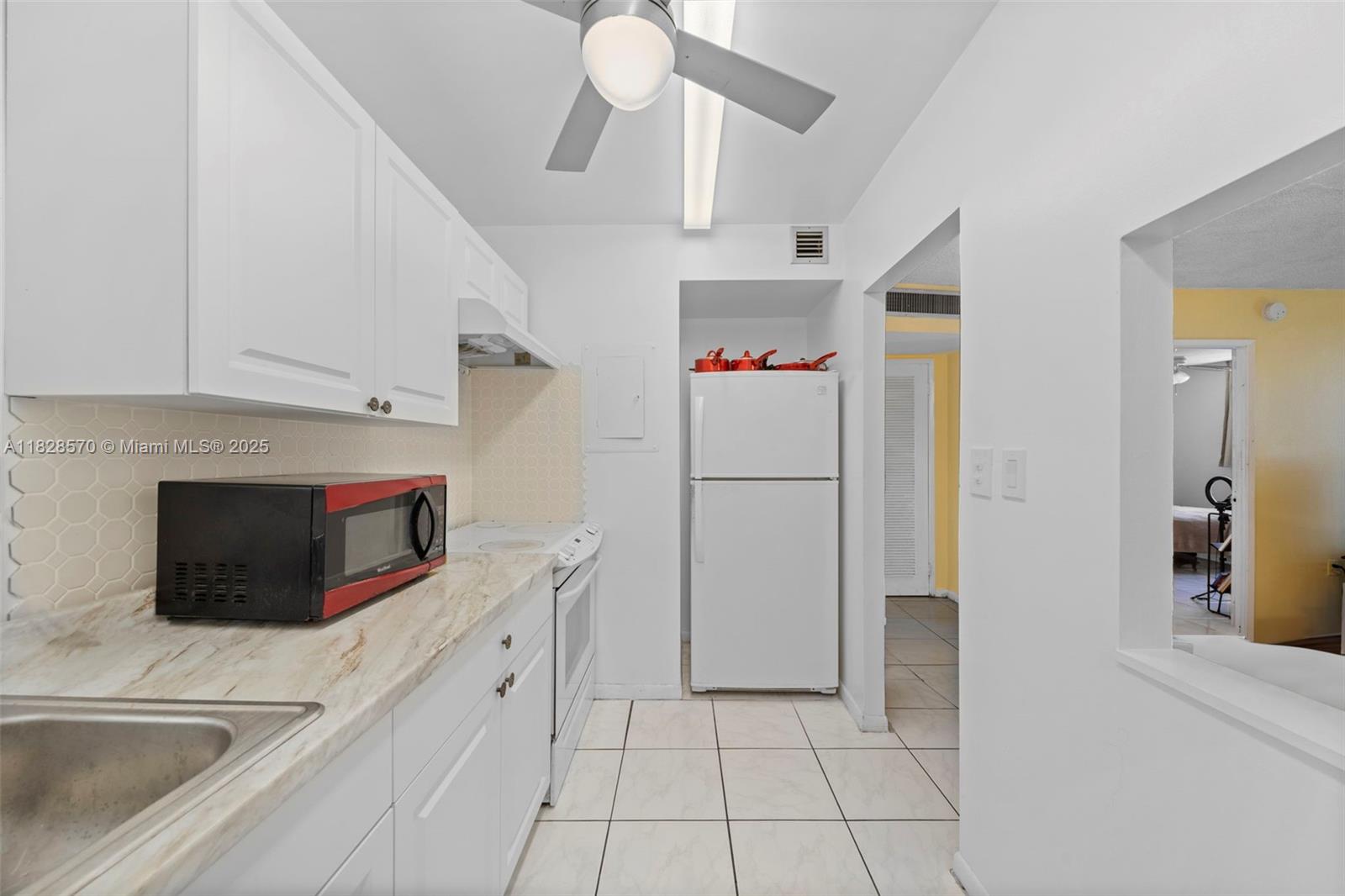 1700 NE 191st St #403, Miami, Florida image 7
