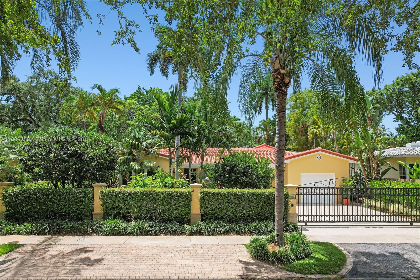 1650 Tigertail Ave, Coconut Grove, Florida image 11