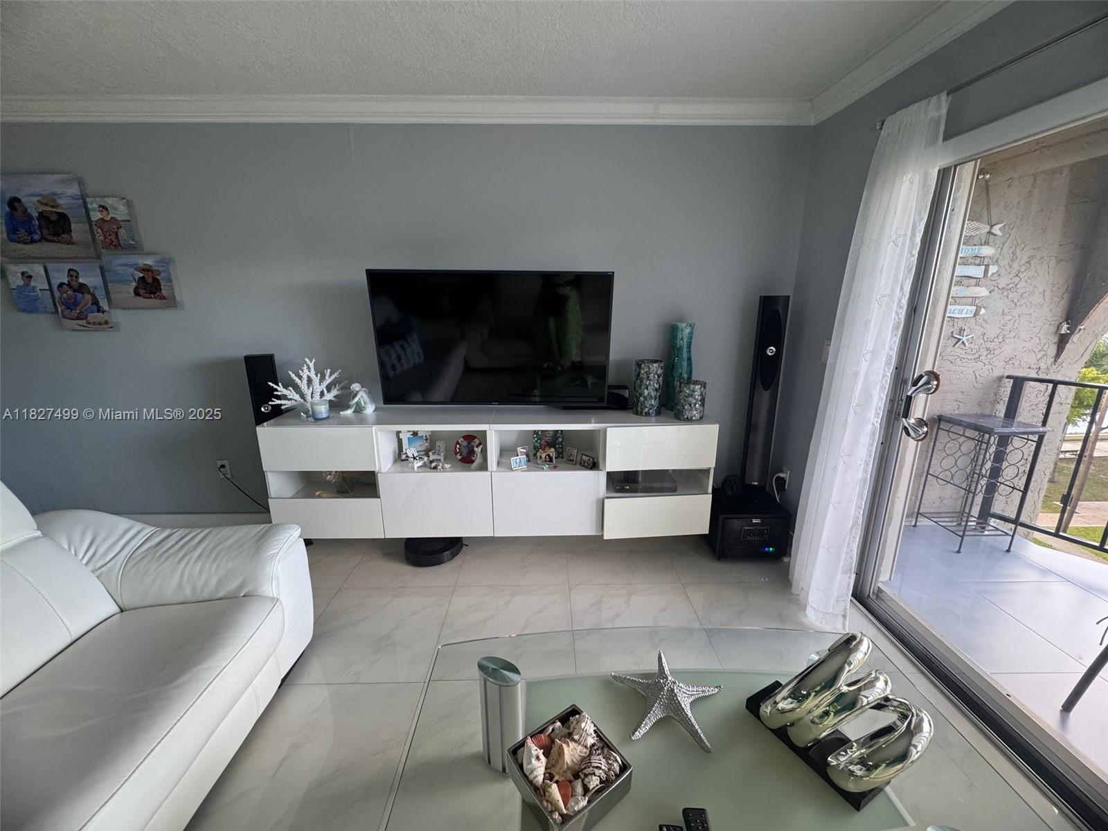 5199 NW 7th St #607, Miami, Florida image 17