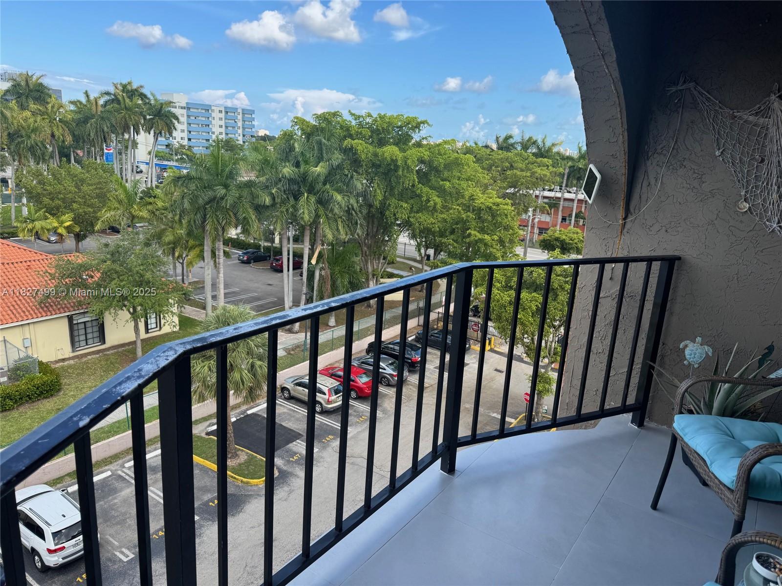 5199 NW 7th St #607, Miami, Florida image 3