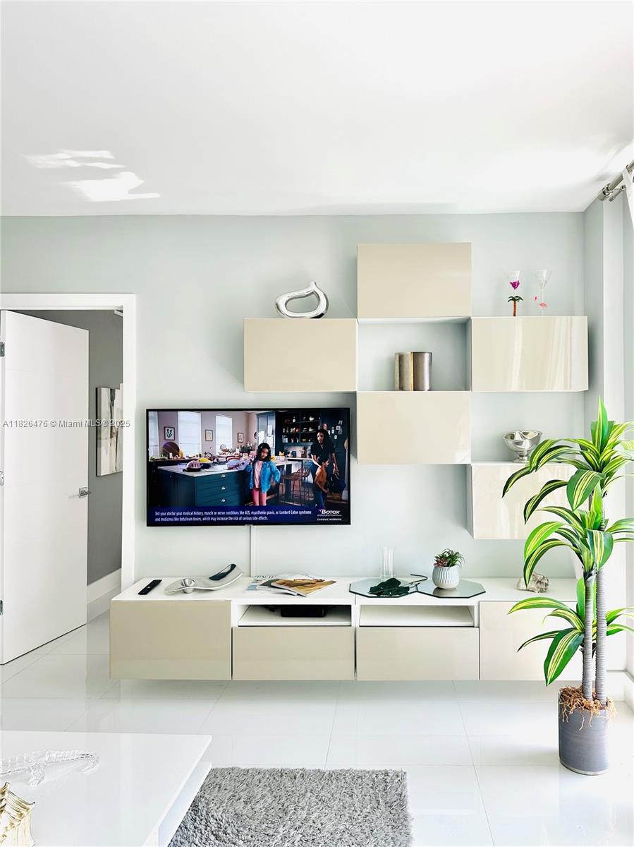 19390 Collins Ave #911, Sunny Isles Beach, Florida image 10