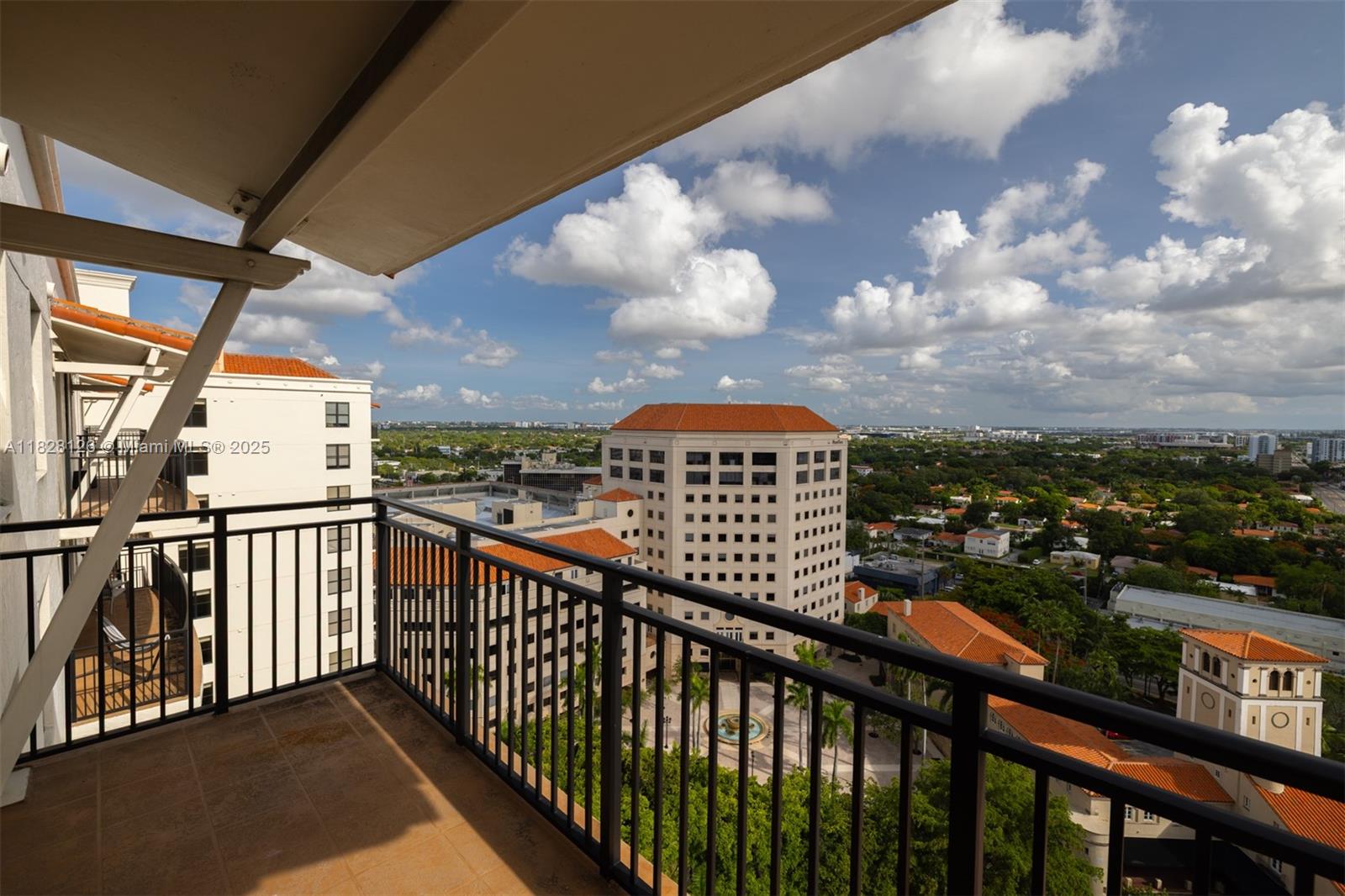 888 S Douglas Rd #PH07, Coral Gables, Florida image 7