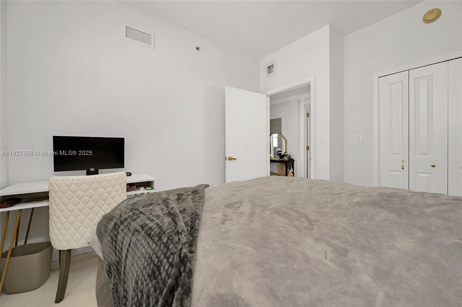 4100 Salzedo St #515, Coral Gables, Florida image 20