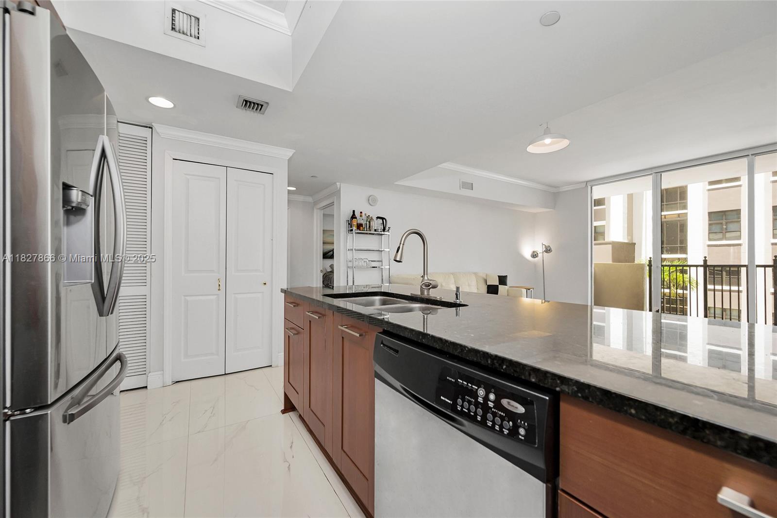 4100 Salzedo St #515, Coral Gables, Florida image 8