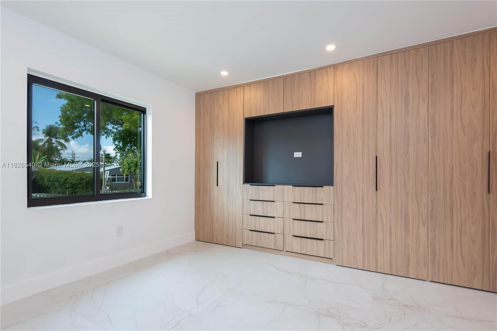 2181 SW 20th St, Miami, Florida image 18