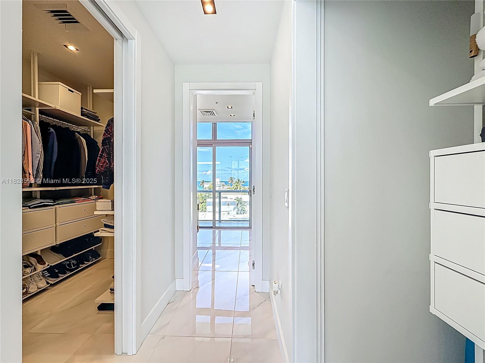 2890 N Ocean Dr, Hollywood, Florida image 40