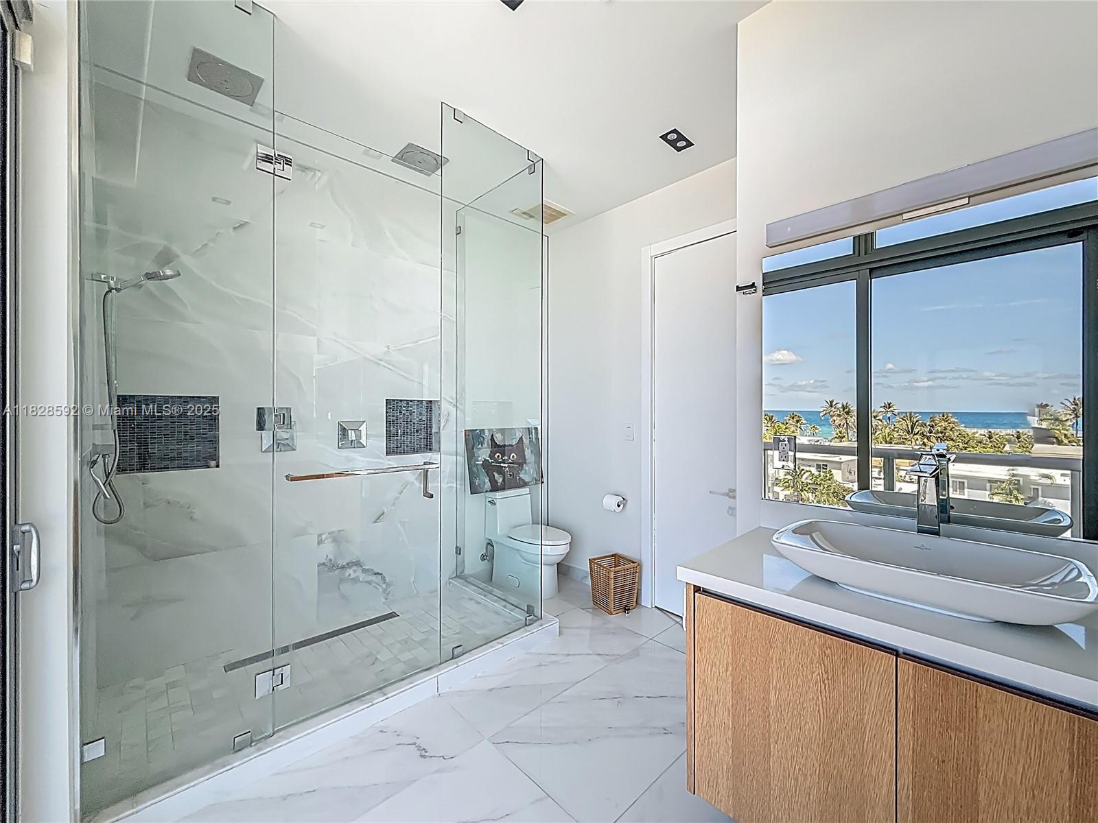 2890 N Ocean Dr, Hollywood, Florida image 42
