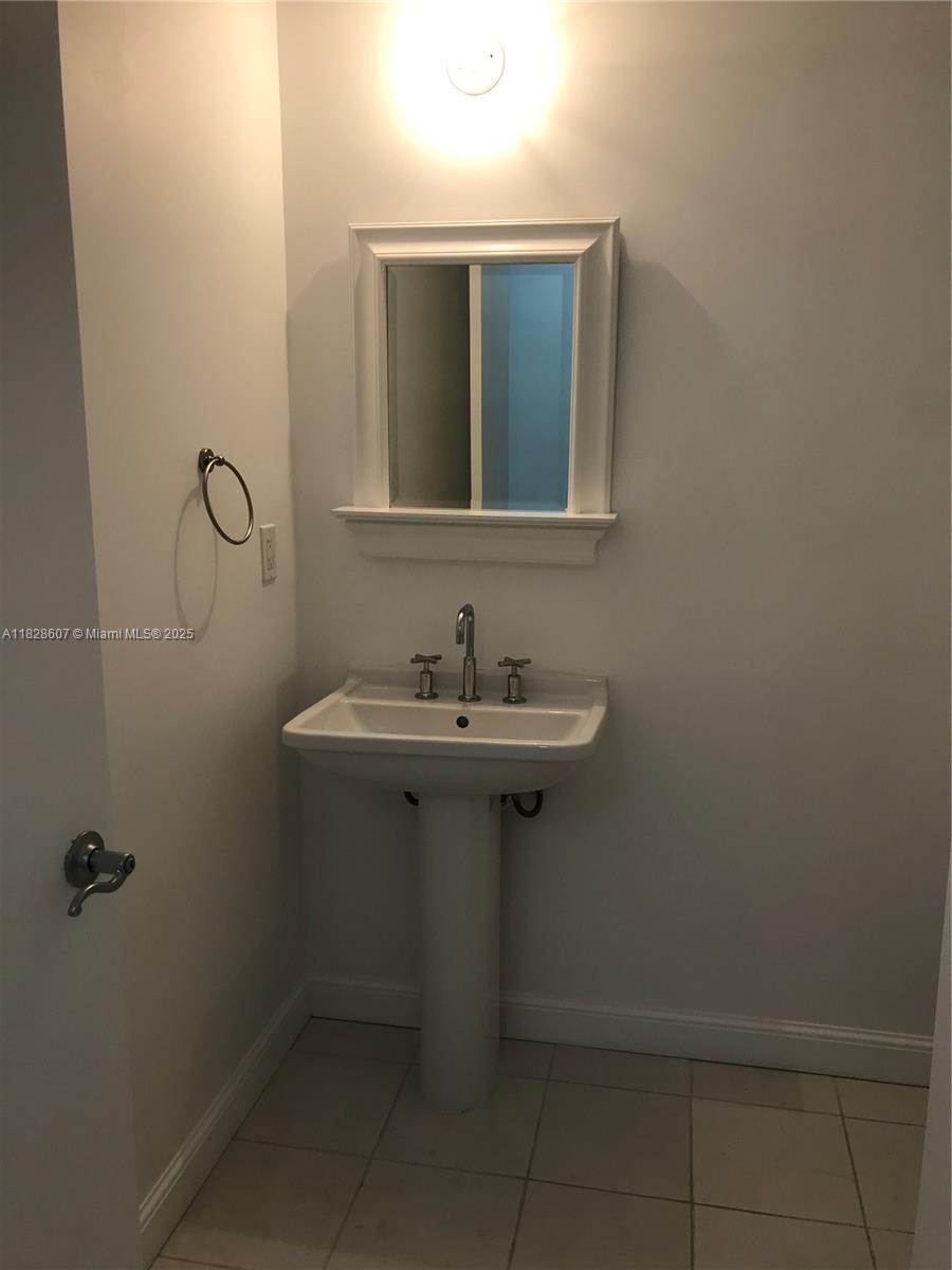 Property photo # 4