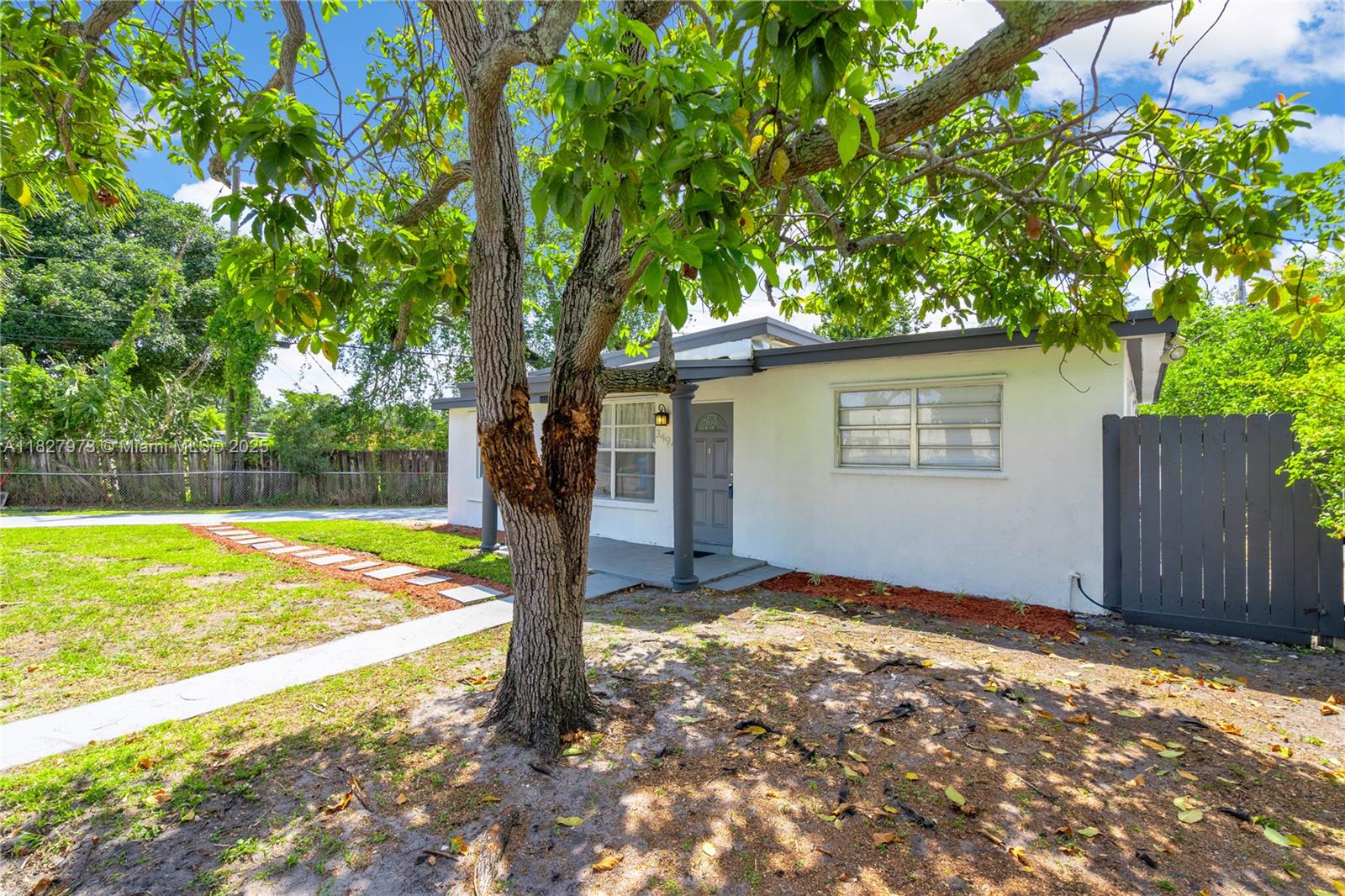 3494 SW 56th Ave, West Park, Florida image 3