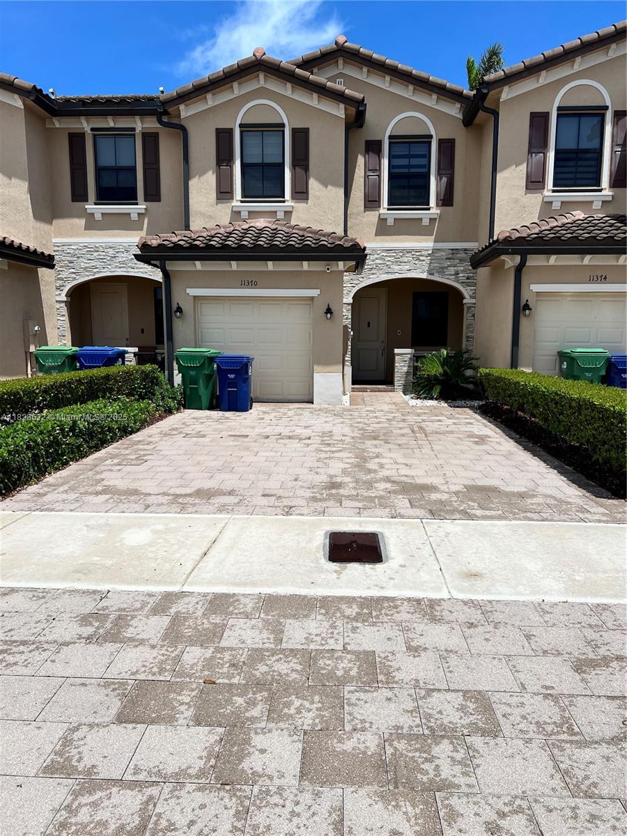Property photo # 0