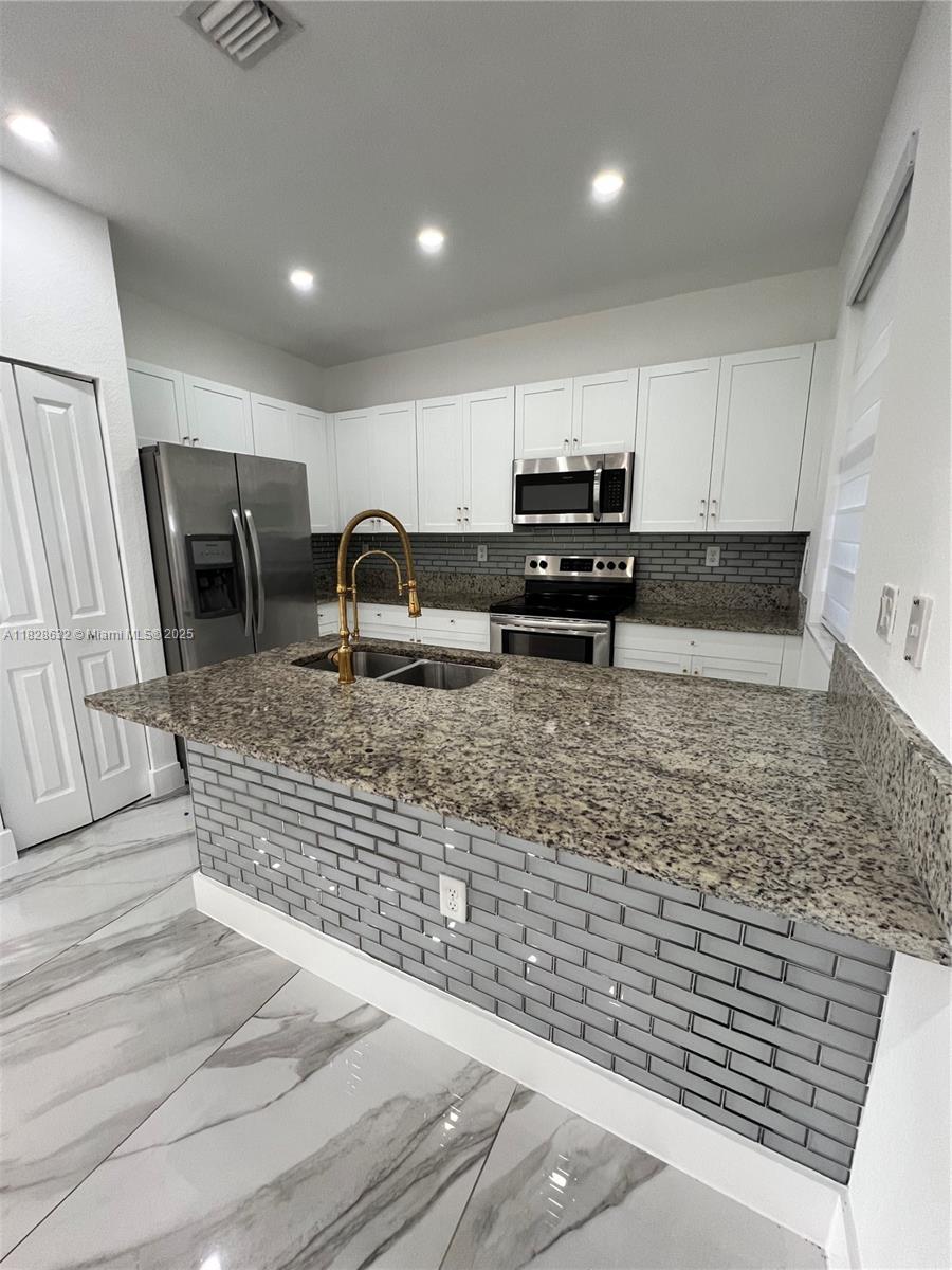 Property photo # 7