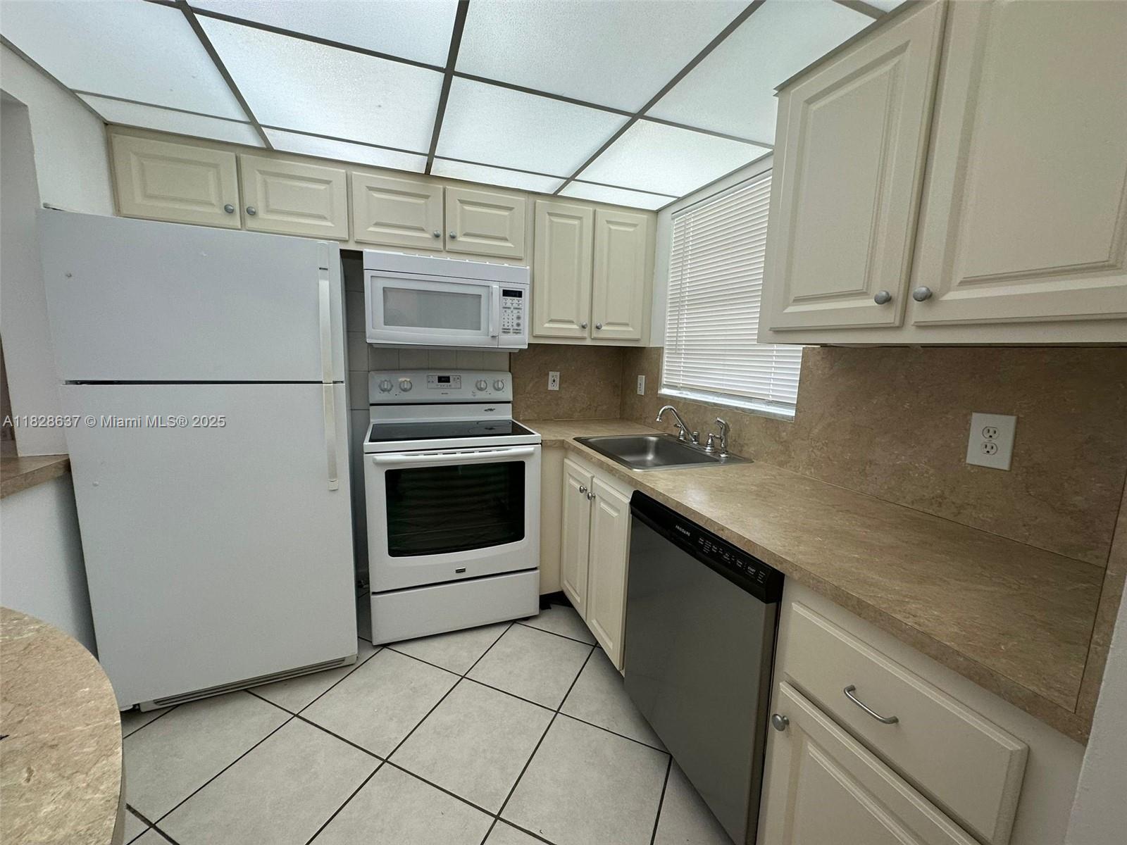Property photo # 0