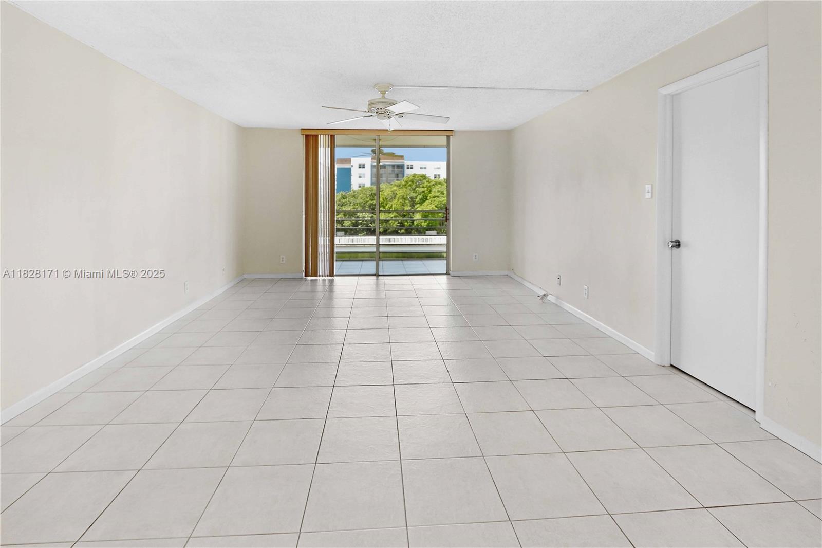Residential, Pembroke Pines, Florida image 19