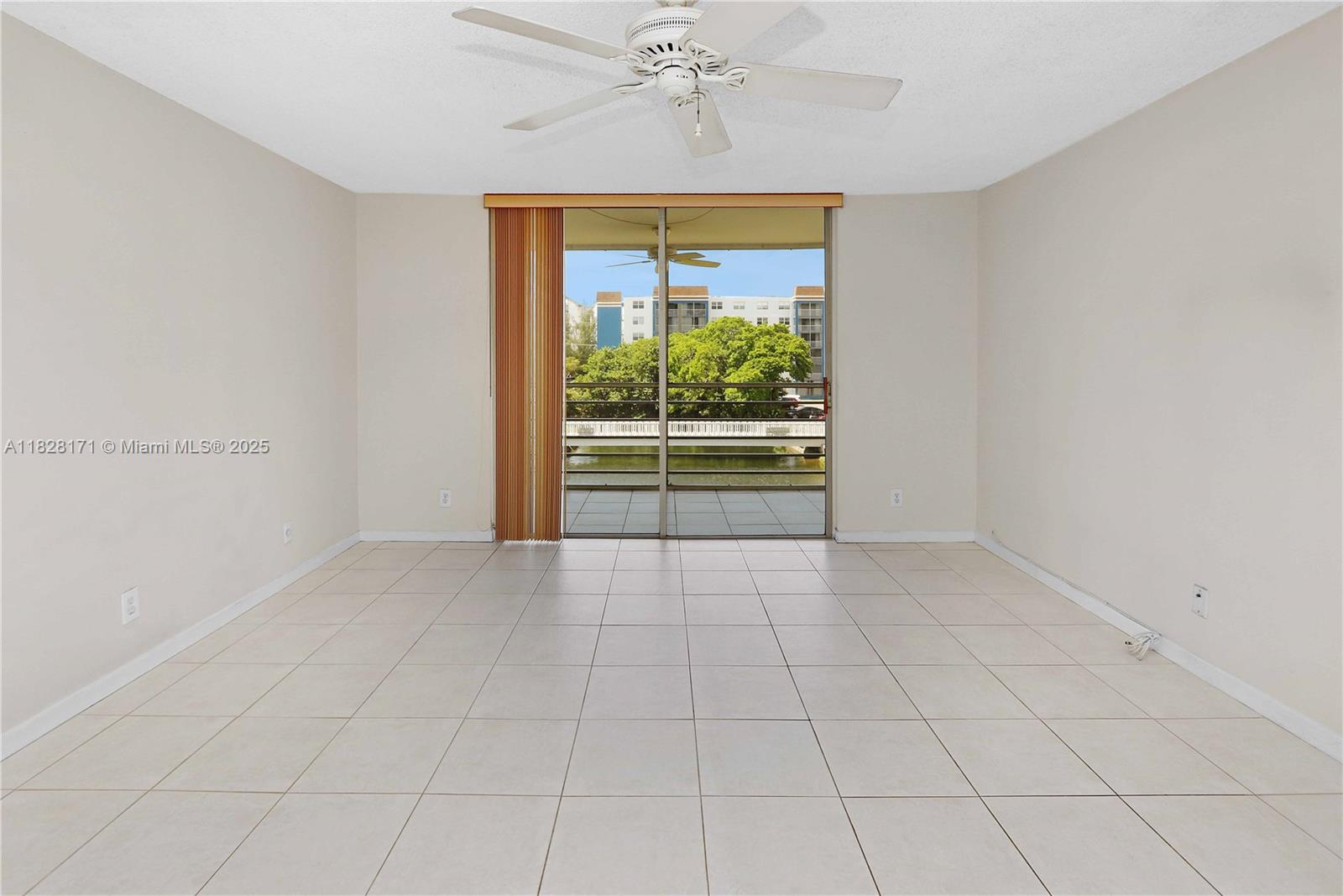 Residential, Pembroke Pines, Florida image 20