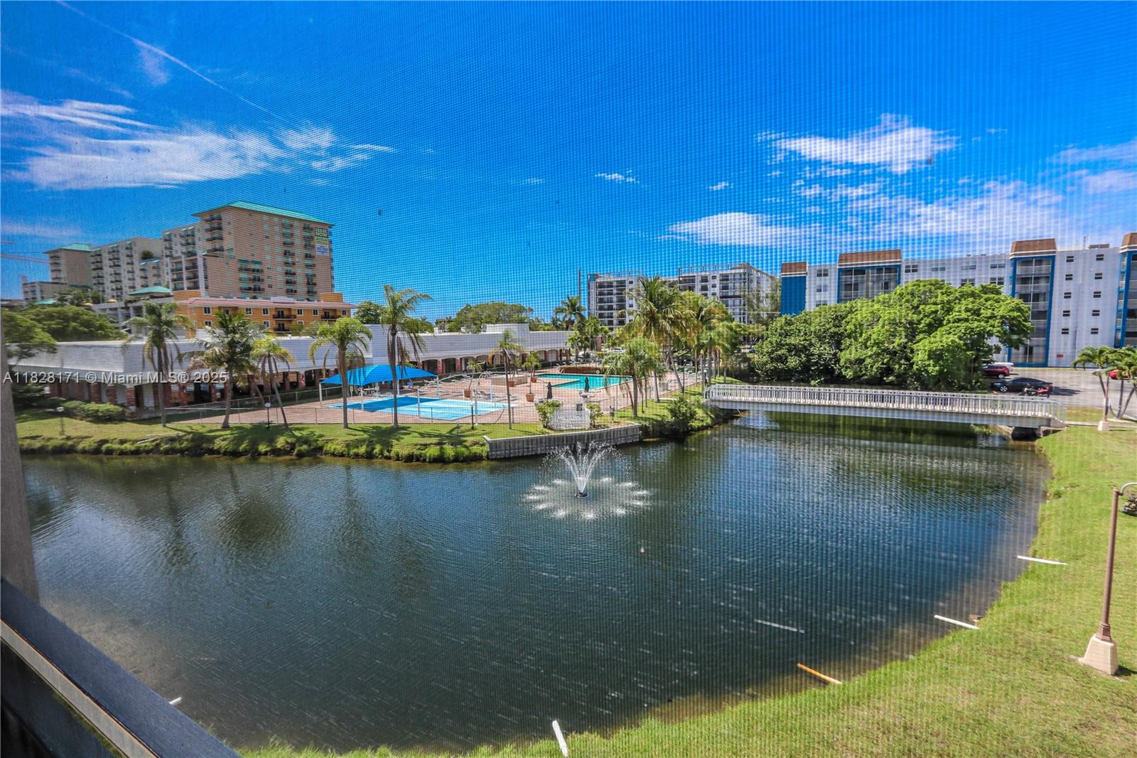 Residential, Pembroke Pines, Florida image 23