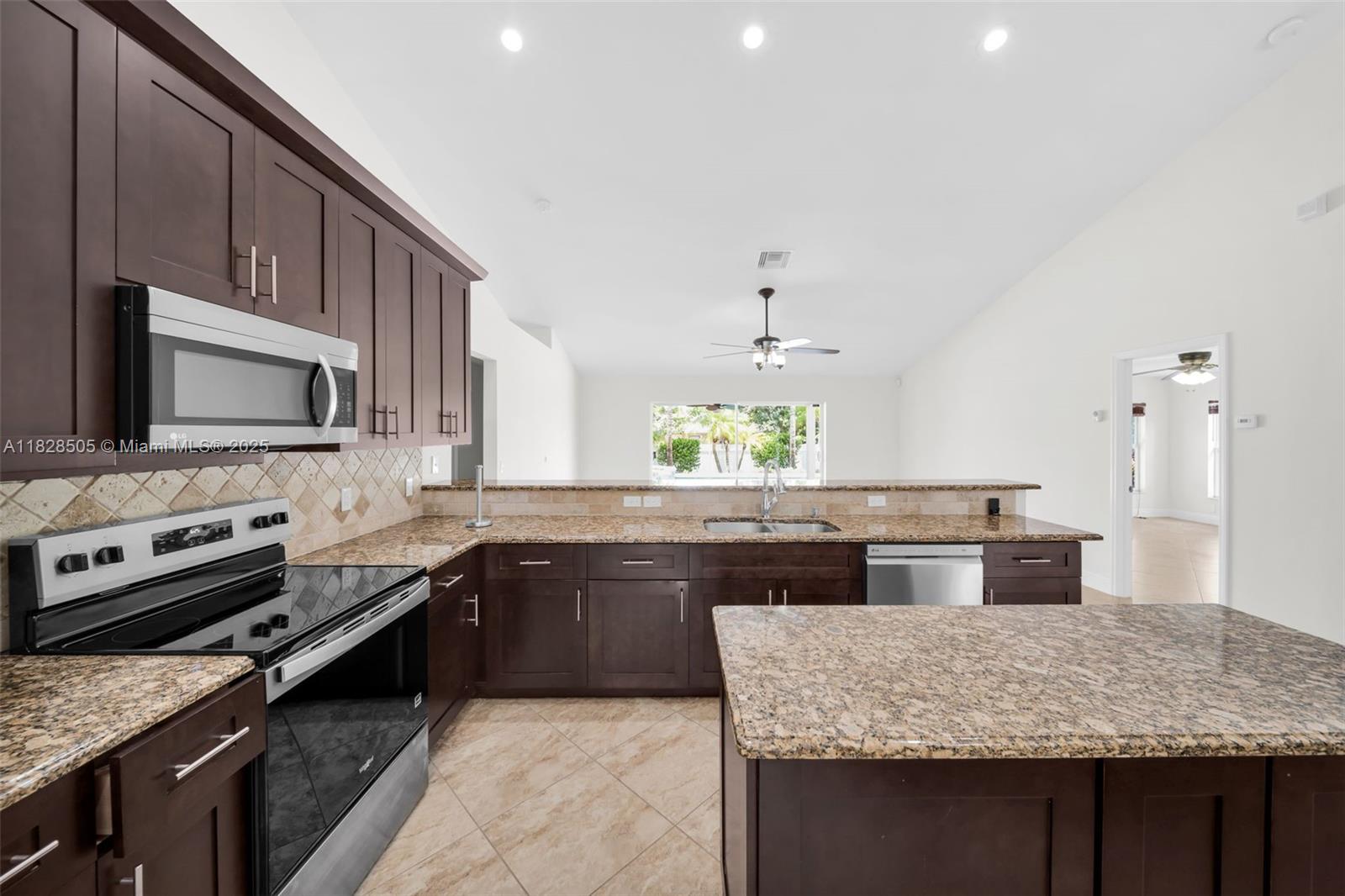 2206 NE 17th Pl, Cape Coral, Florida image 20
