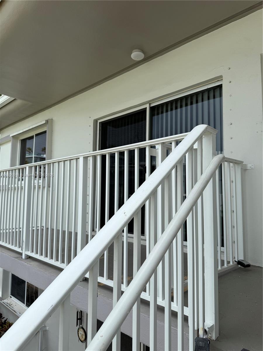 1142 99th St #23, Bay Harbor Islands, Florida image 4
