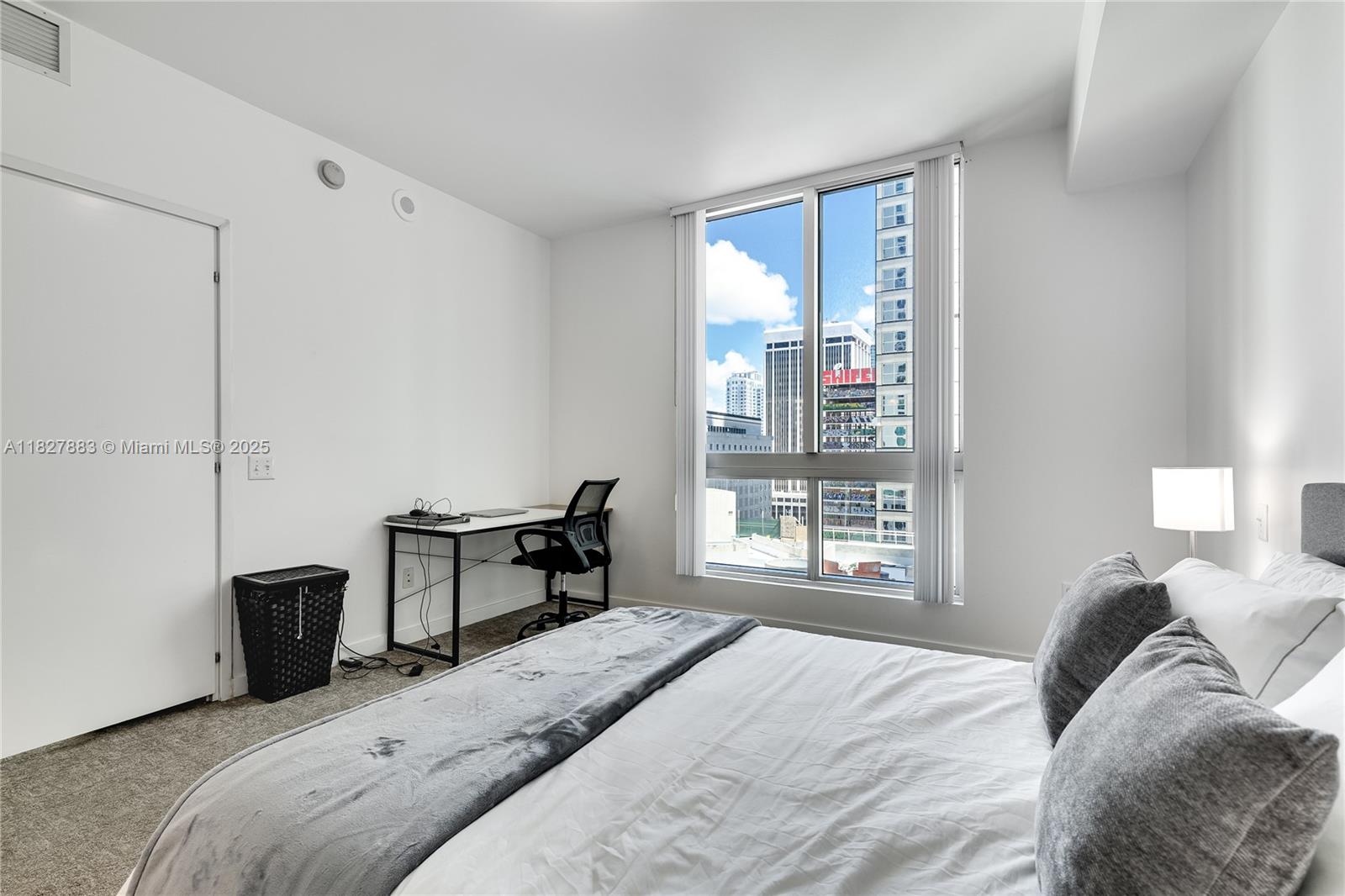 300 S Biscayne Blvd #T-1403, Miami, Florida image 14