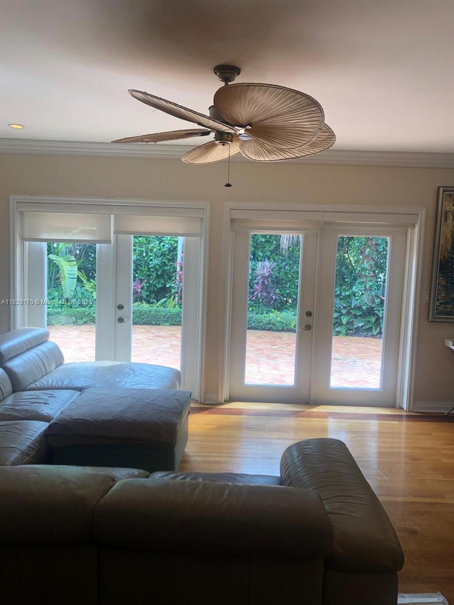 Property photo # 8