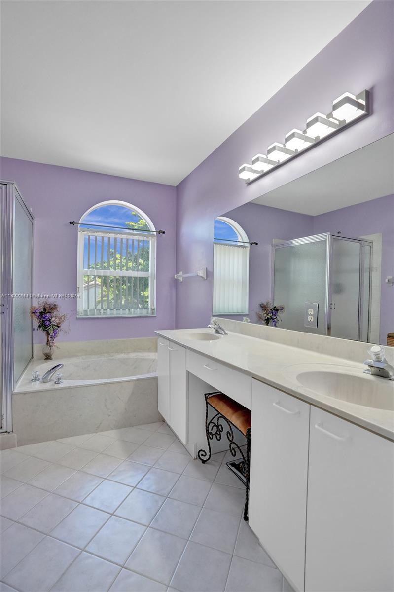 15827 NW 4th Ct, Pembroke Pines, Florida image 30