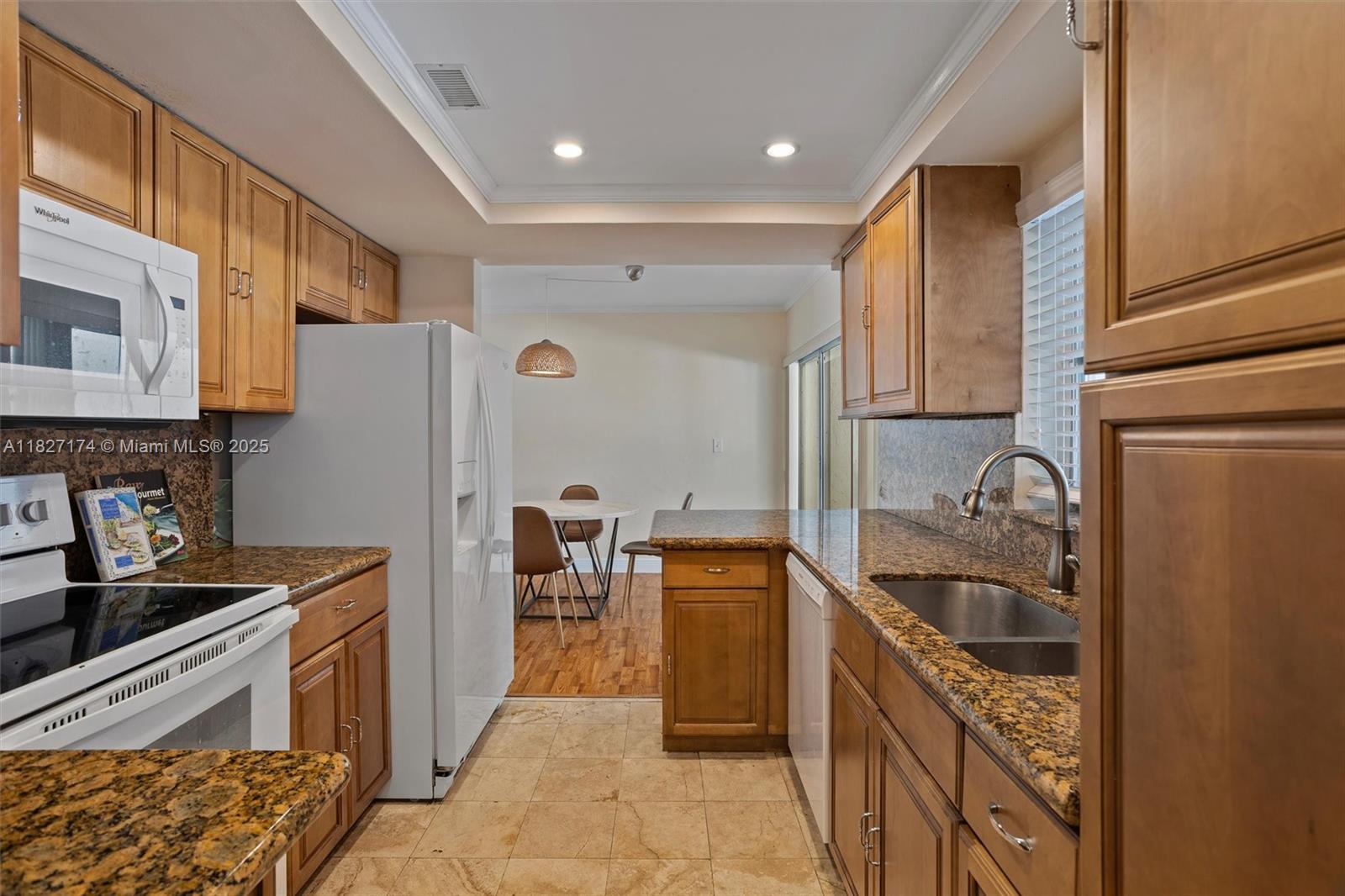 Property photo # 8