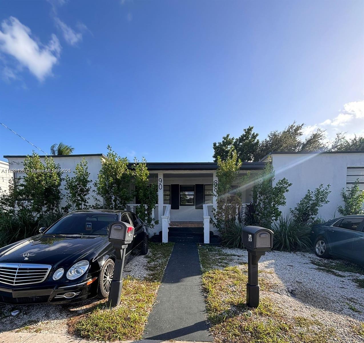 Property photo # 0